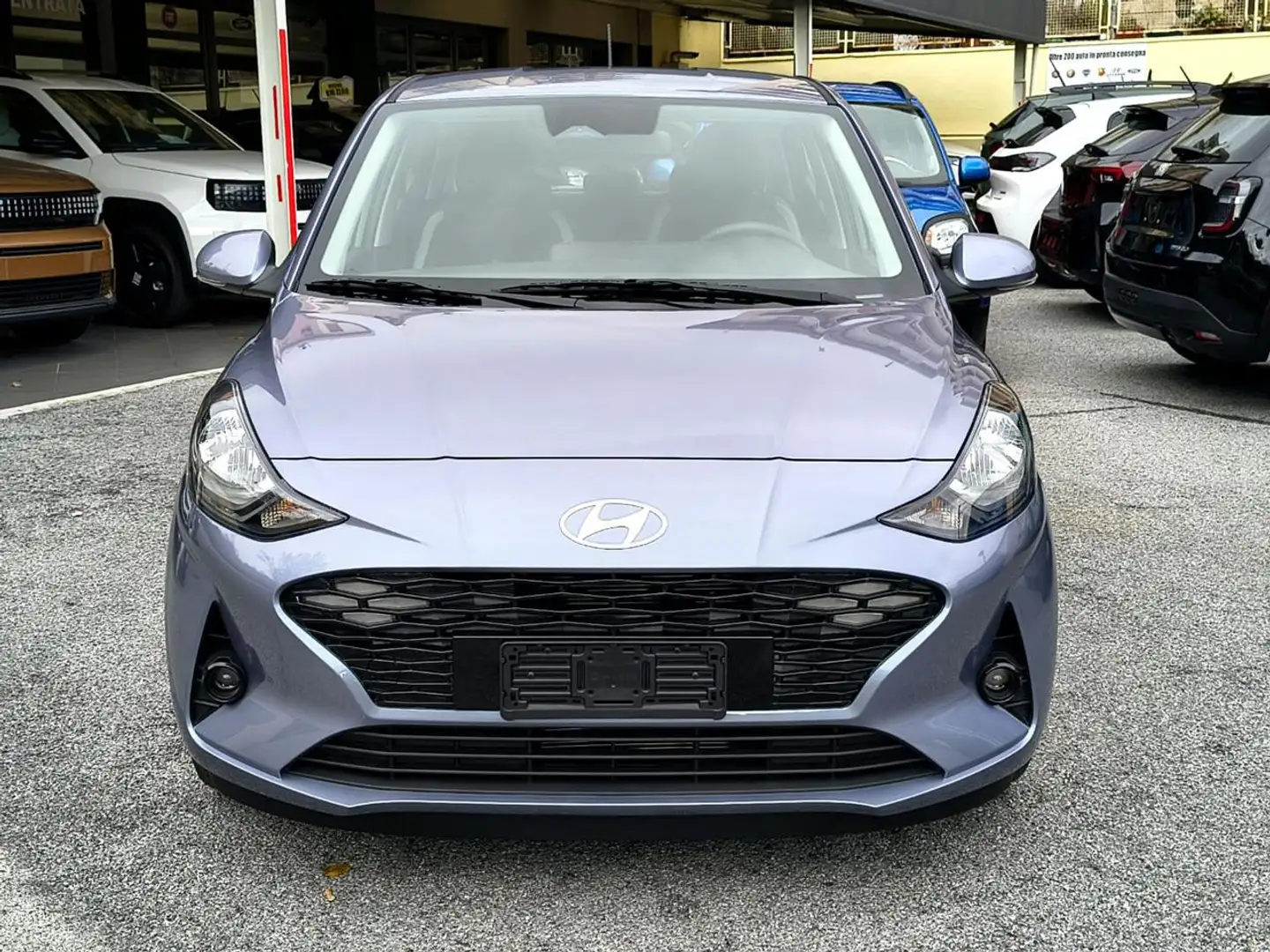 Hyundai i10 1.0 MPI Connectline - NUOVA - EXTRA 3000 Grijs - 2