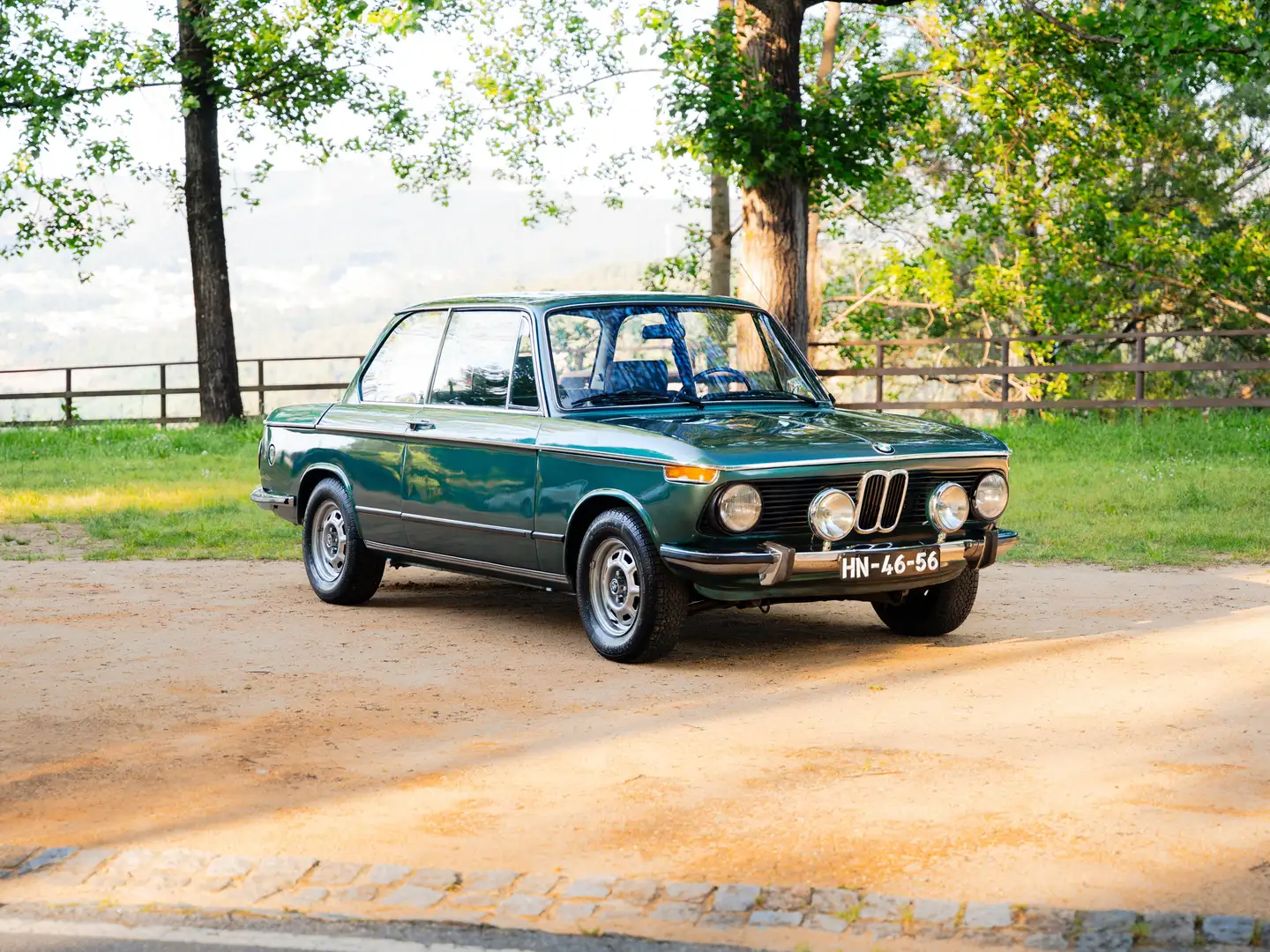 BMW 2002 - 1