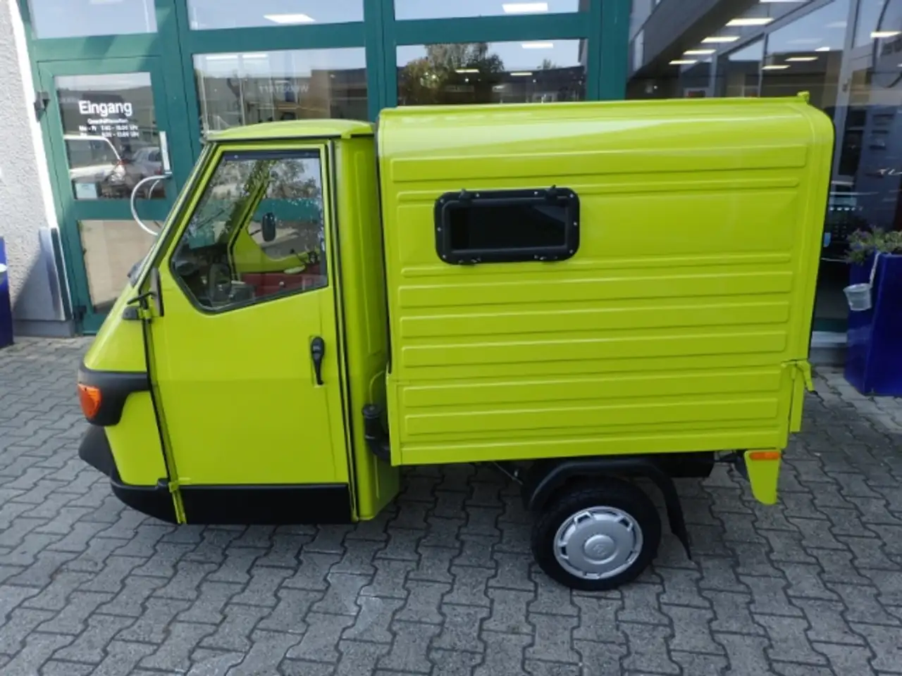 Piaggio Ape 2024