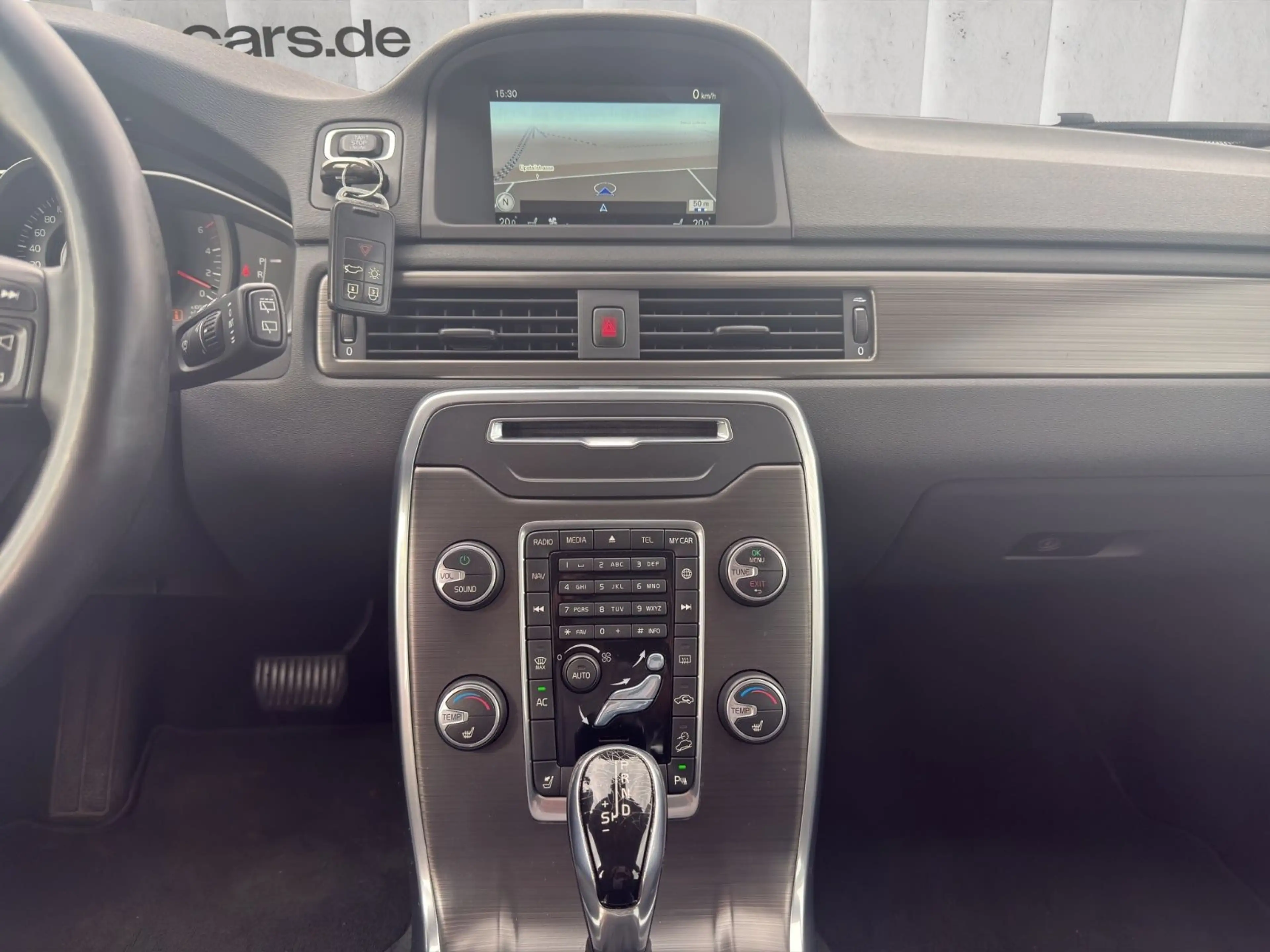 Volvo XC70 Kinetic AWD*Autom.Standheizung*AHK — photo 14