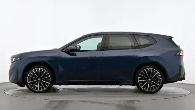 BMW iX3 50 xDrive NA5 Ansicht 4