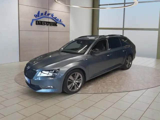 Skoda Superb Combi 1.8 TSI SportLine Navi/Xenon/Sitzh./Temp.