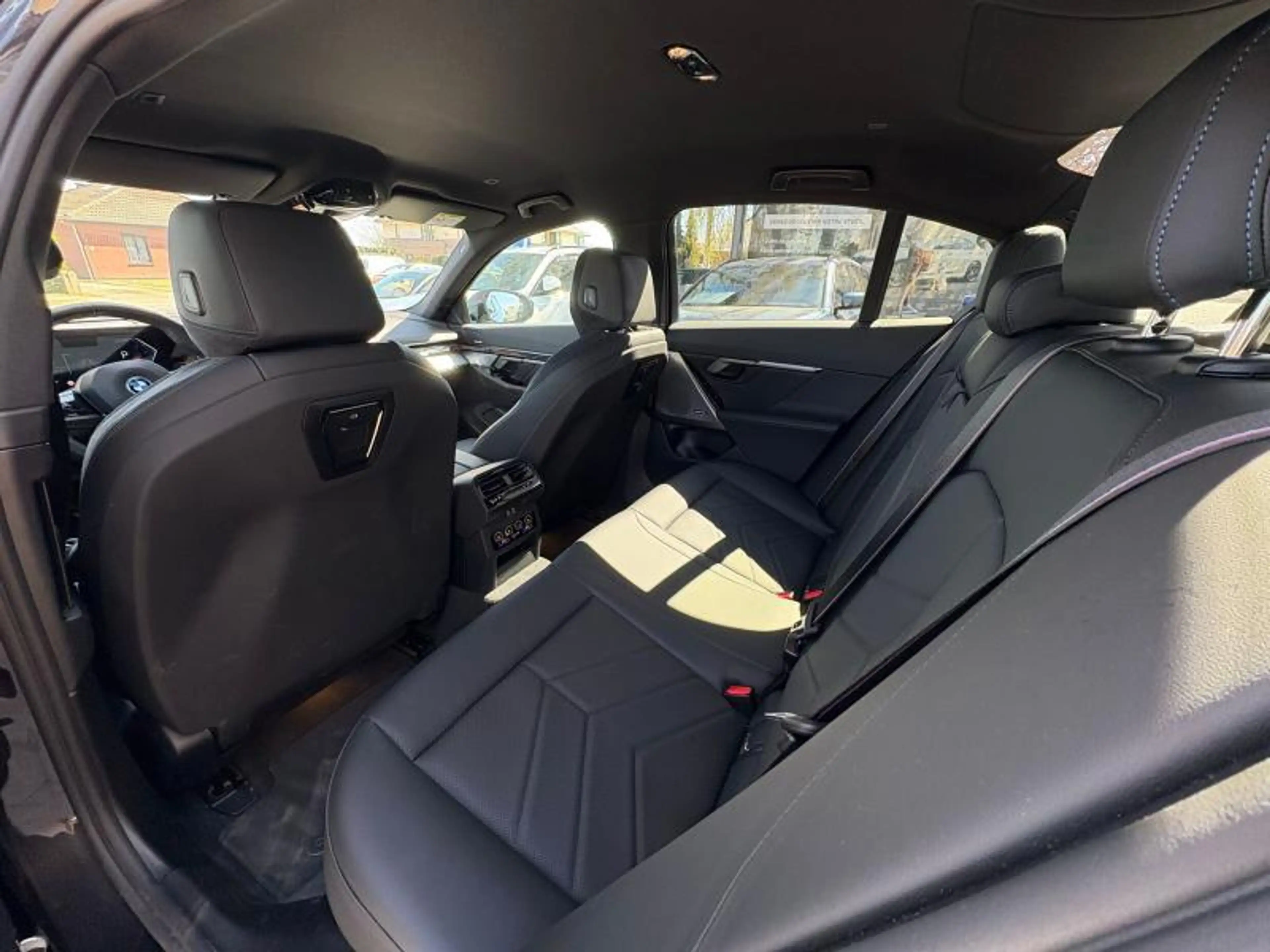 BMW 530 eA xDrive Hybrid 35gr Pack M Sport PRO Individual — photo 13