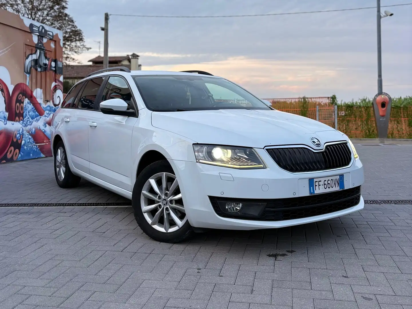 Skoda Octavia Bianco - 1