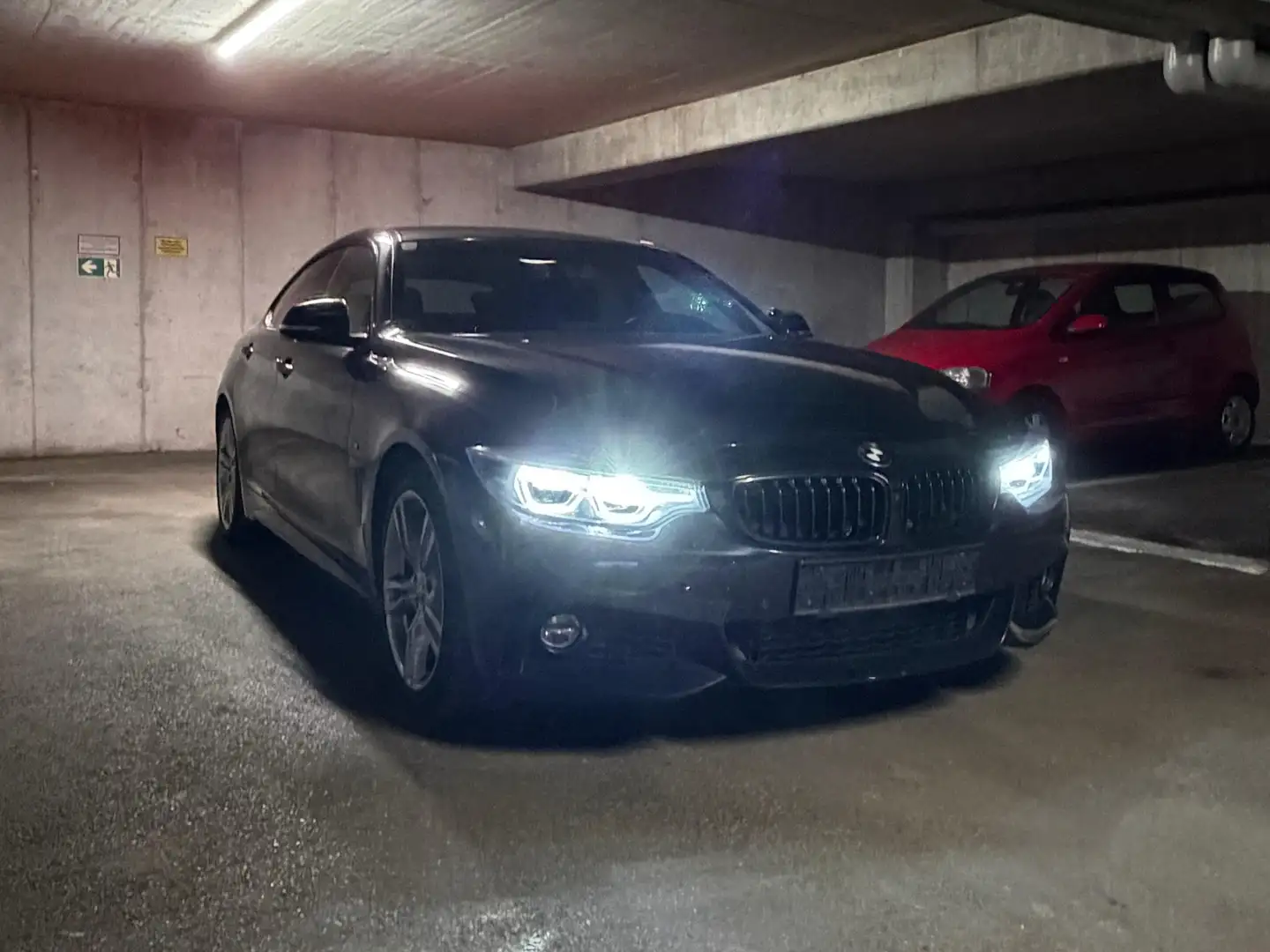 BMW 430 430d Gran Coupe M Sport Aut. M Sport Schwarz - 2