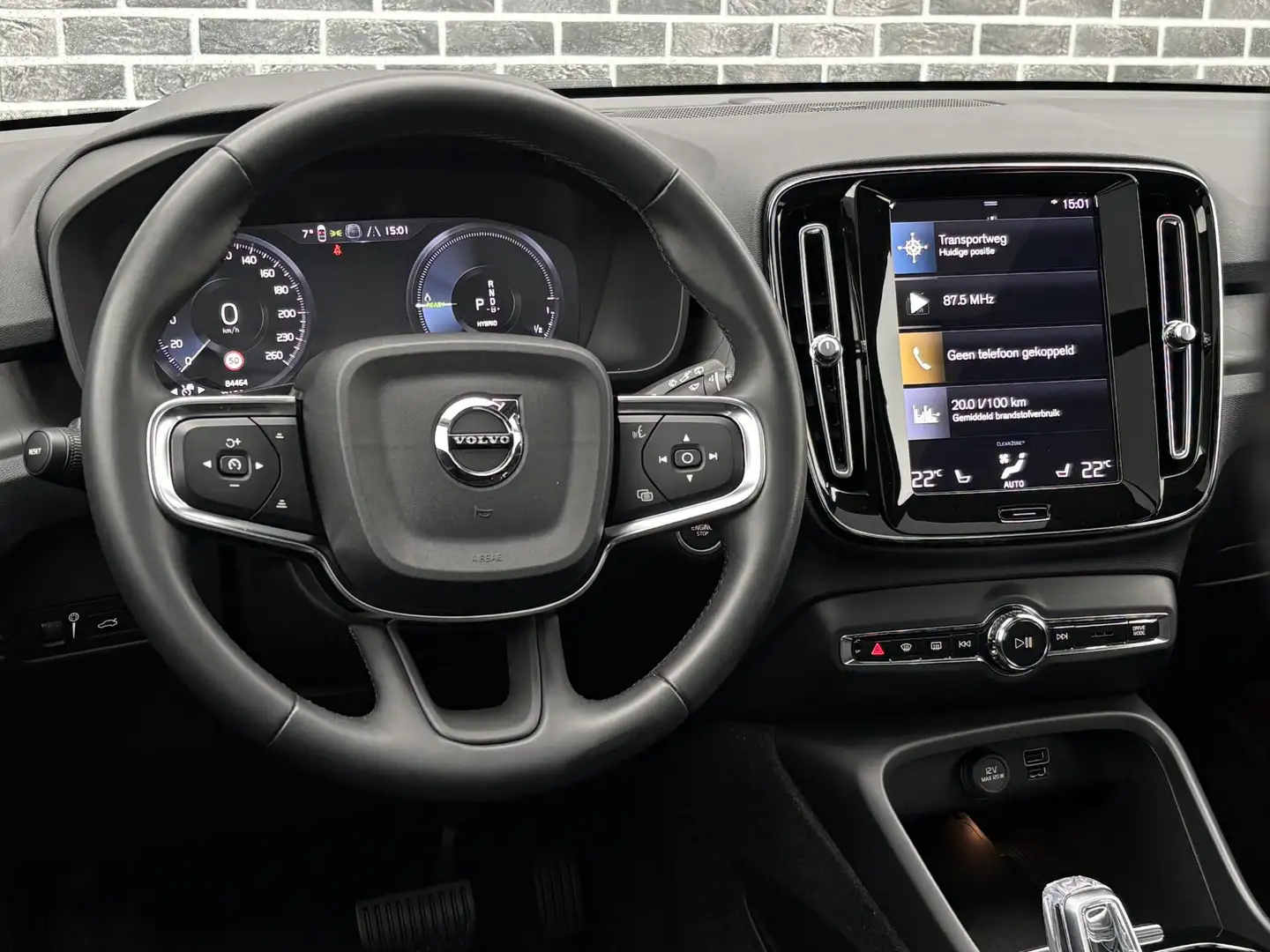 Volvo XC40 Plug-in hybrid T5 Ultimate Dark | Panorama dak | L Schwarz - 2