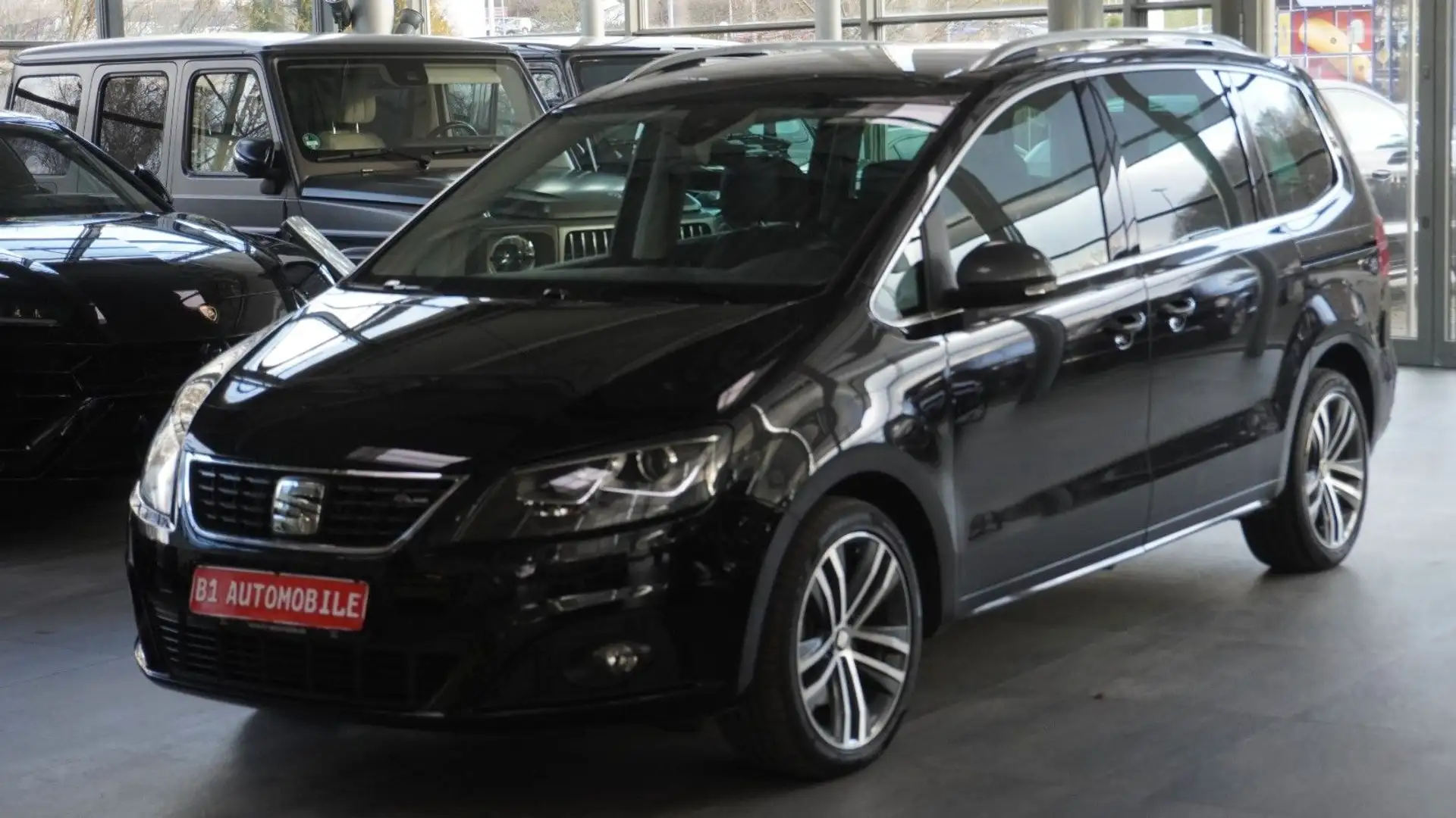 SEAT Alhambra FR-Line Allrad*1 HAND*ACC*NAVI*7 SITZER Noir - 1