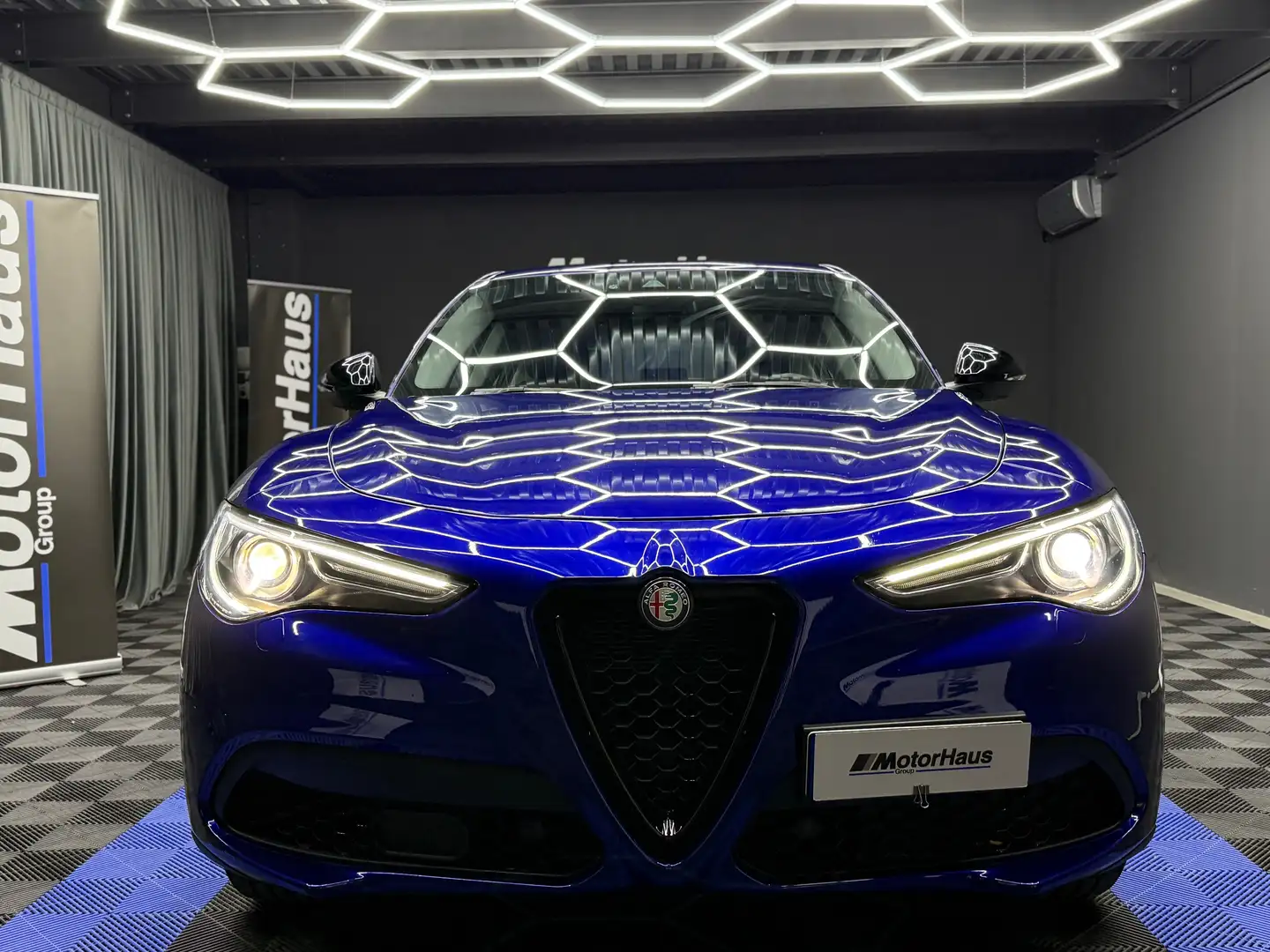 Alfa Romeo Stelvio 2.2 t Executive 190cv auto Bleu - 2
