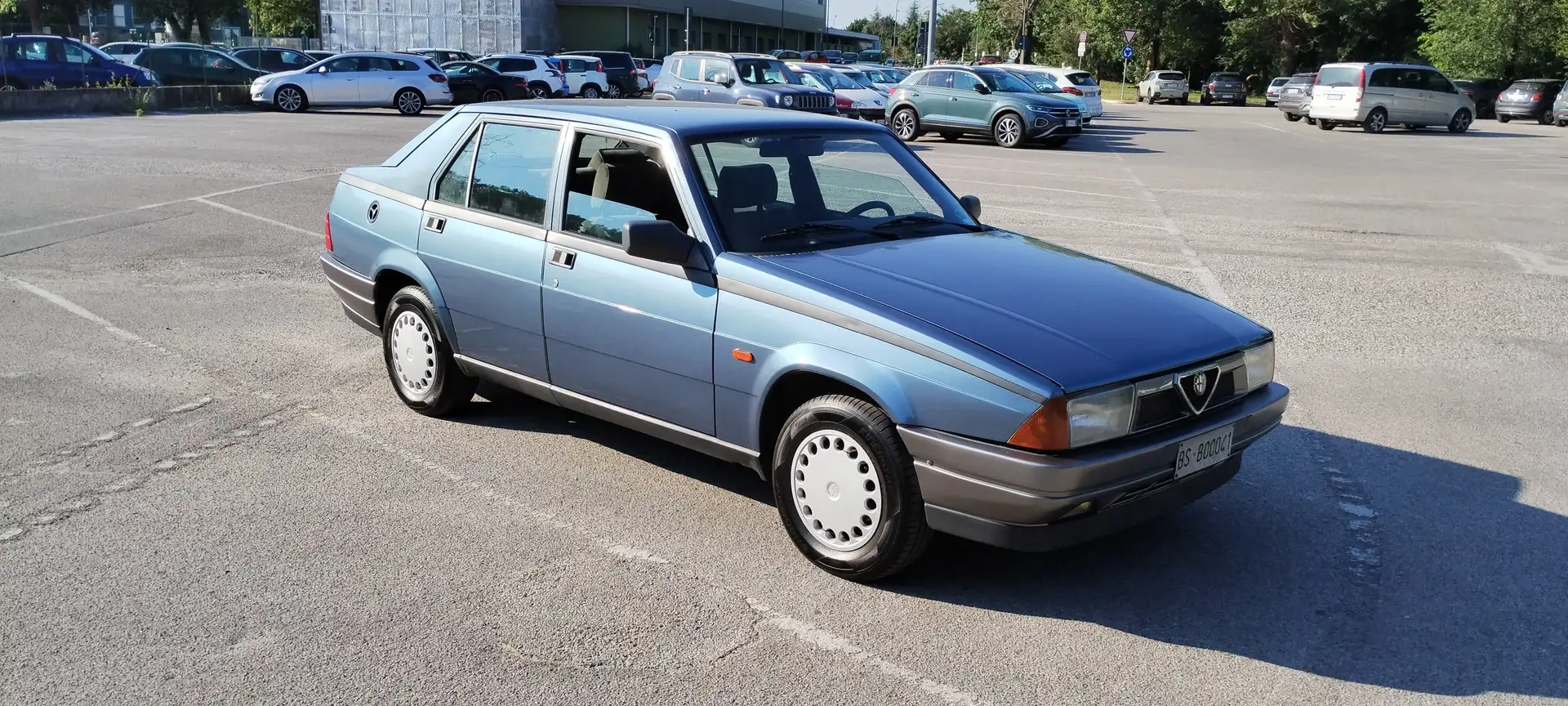 Alfa Romeo 75 75 1.6 Blauw - 1