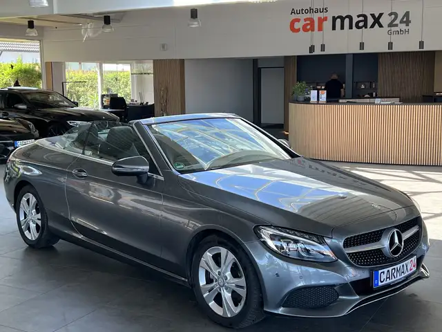 Mercedes-Benz 220 C C220d Aut Navi Leder Airscarf Akustik Navi LED