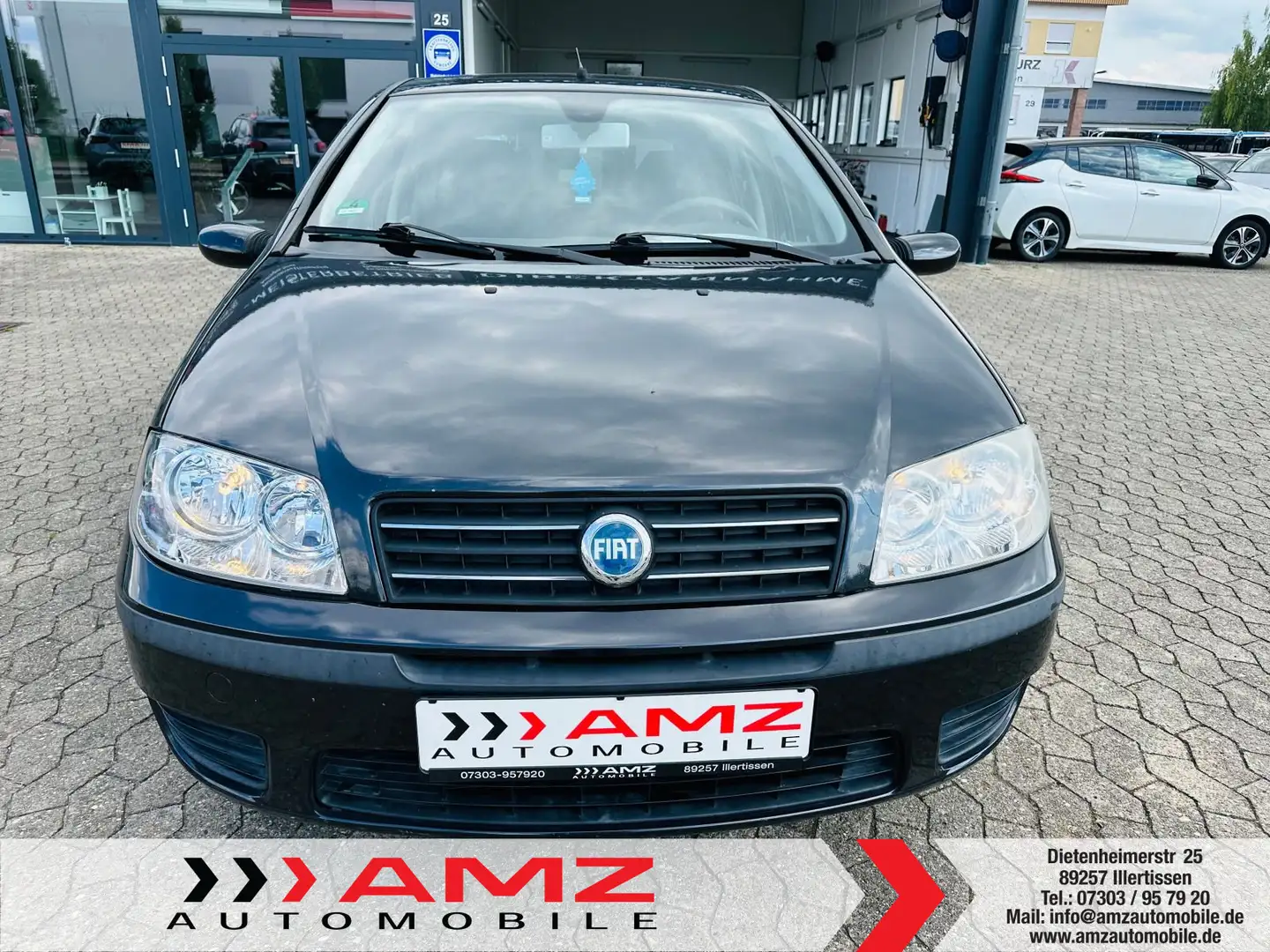 Fiat Punto Lim. 1.2 Schaltgetriebe - 1.2 8V Dynamic Noir - 2