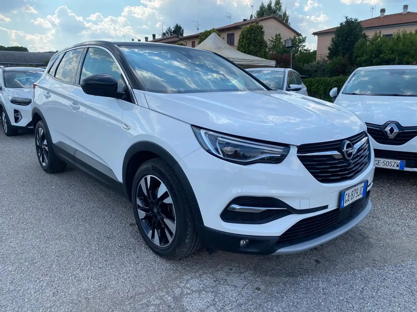 Opel Grandland X 1.5 diesel Ecotec Start&Stop Ultimate Bianco - 2