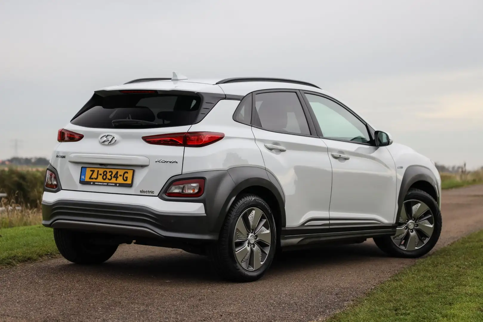 Hyundai KONA EV Premium 64 kWh ✅ Warmtepomp ✅ Leder ✅ Carplay Blanco - 2
