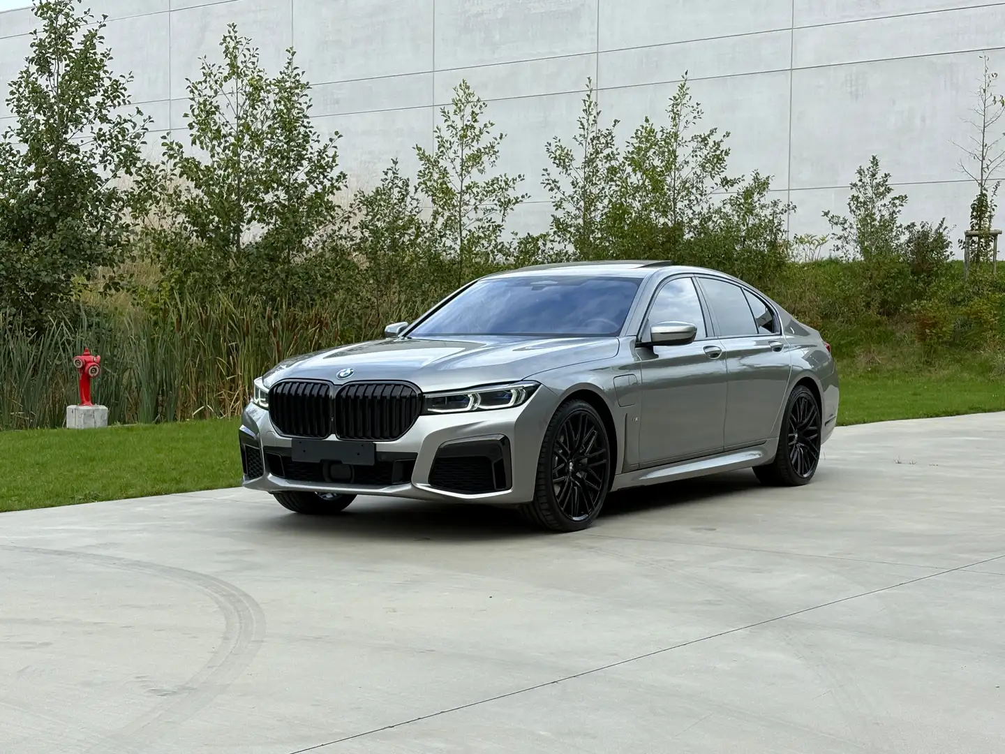 BMW 745 M pack opendak massage laser individual FullOption Gris - 1