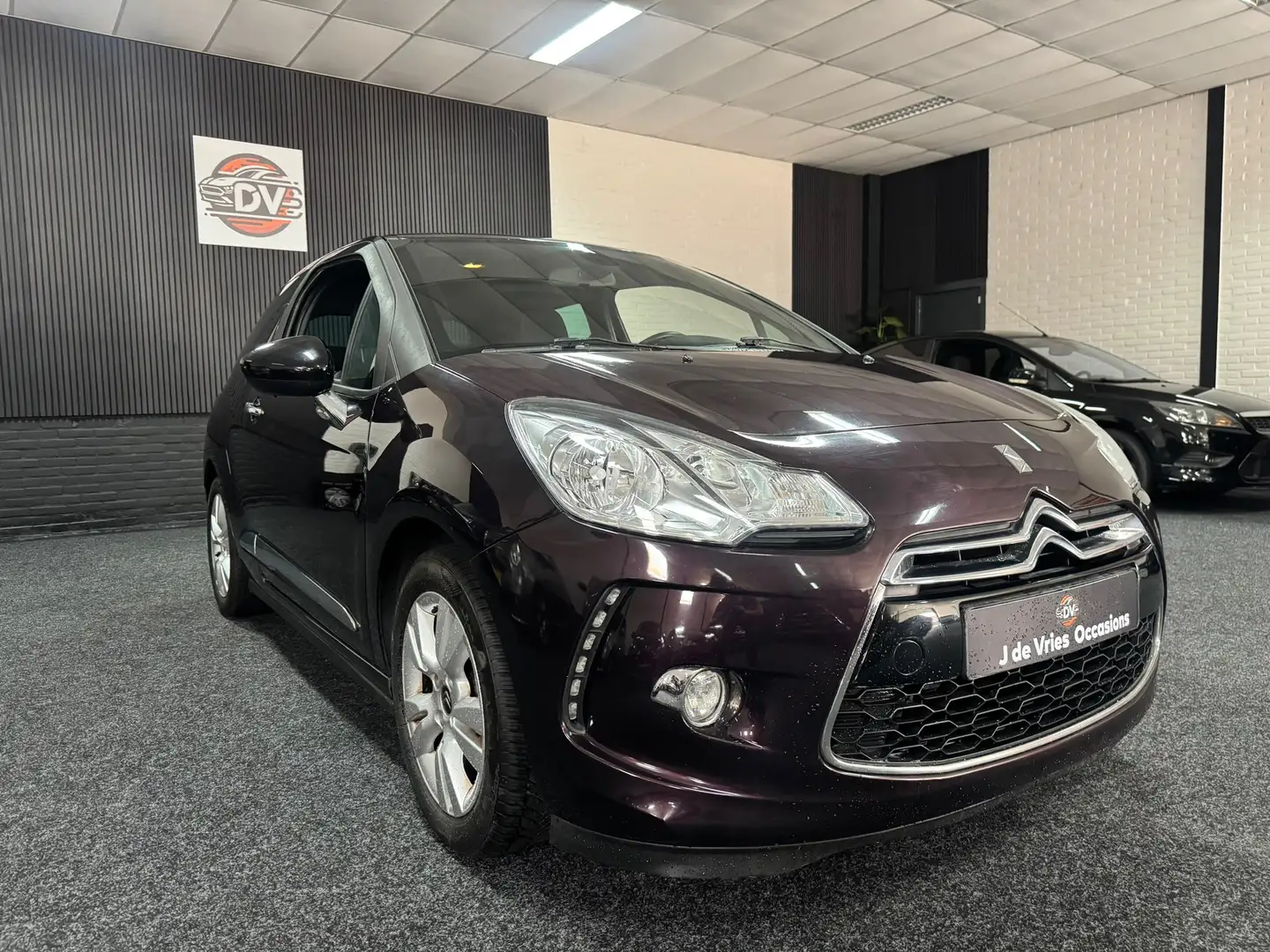 Citroen DS3 1.2 PureTech Business, LMV, CRUISE, STL VERW, CLIM Violett - 2