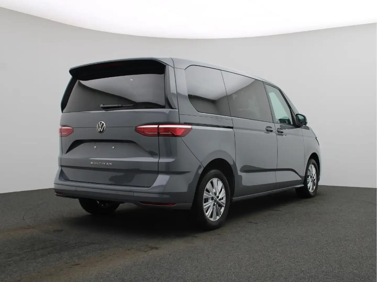 Volkswagen T7 Multivan 2,0 l 150 kW TSI 7-Gang-DSG Radst. 3124 mm kurzer Überhan Grau - 2