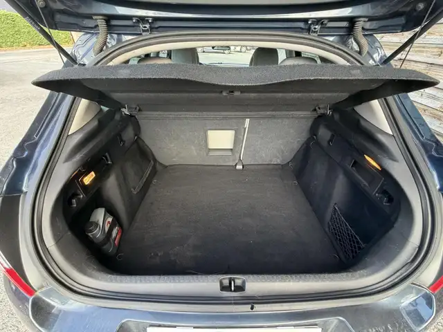 Citroen C4 view 6