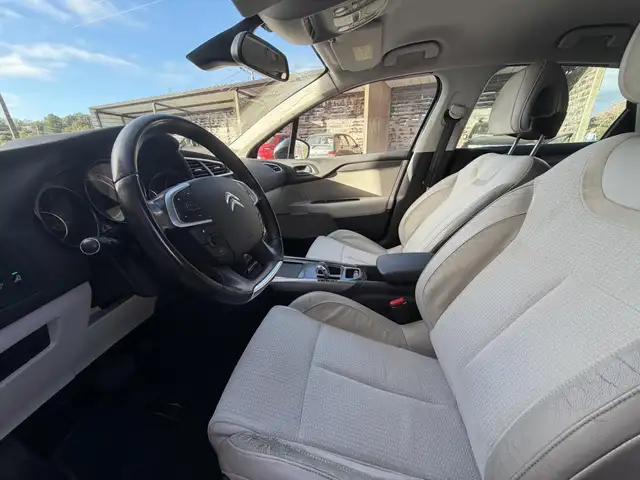 Citroen C4 view 23