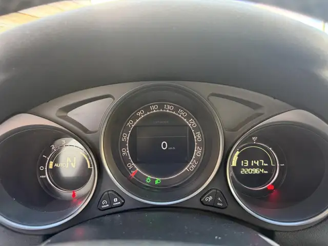 Citroen C4 view 26