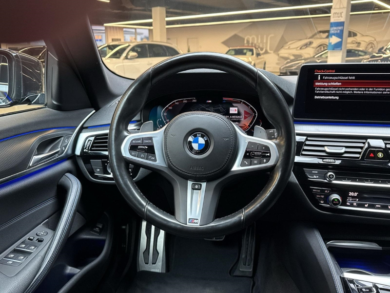 BMW 520 M Sport LED Kamera Winterfreude 4-Zo. — photo 10