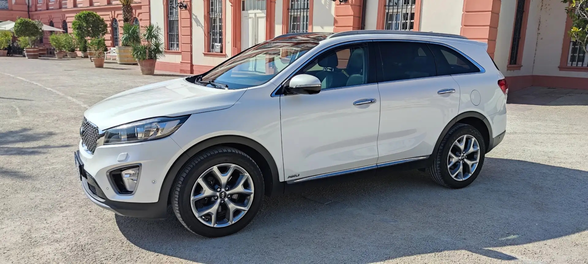 Kia Sorento 2.2 CRDi AWD Aut. Platinum Edition Weiß - 1