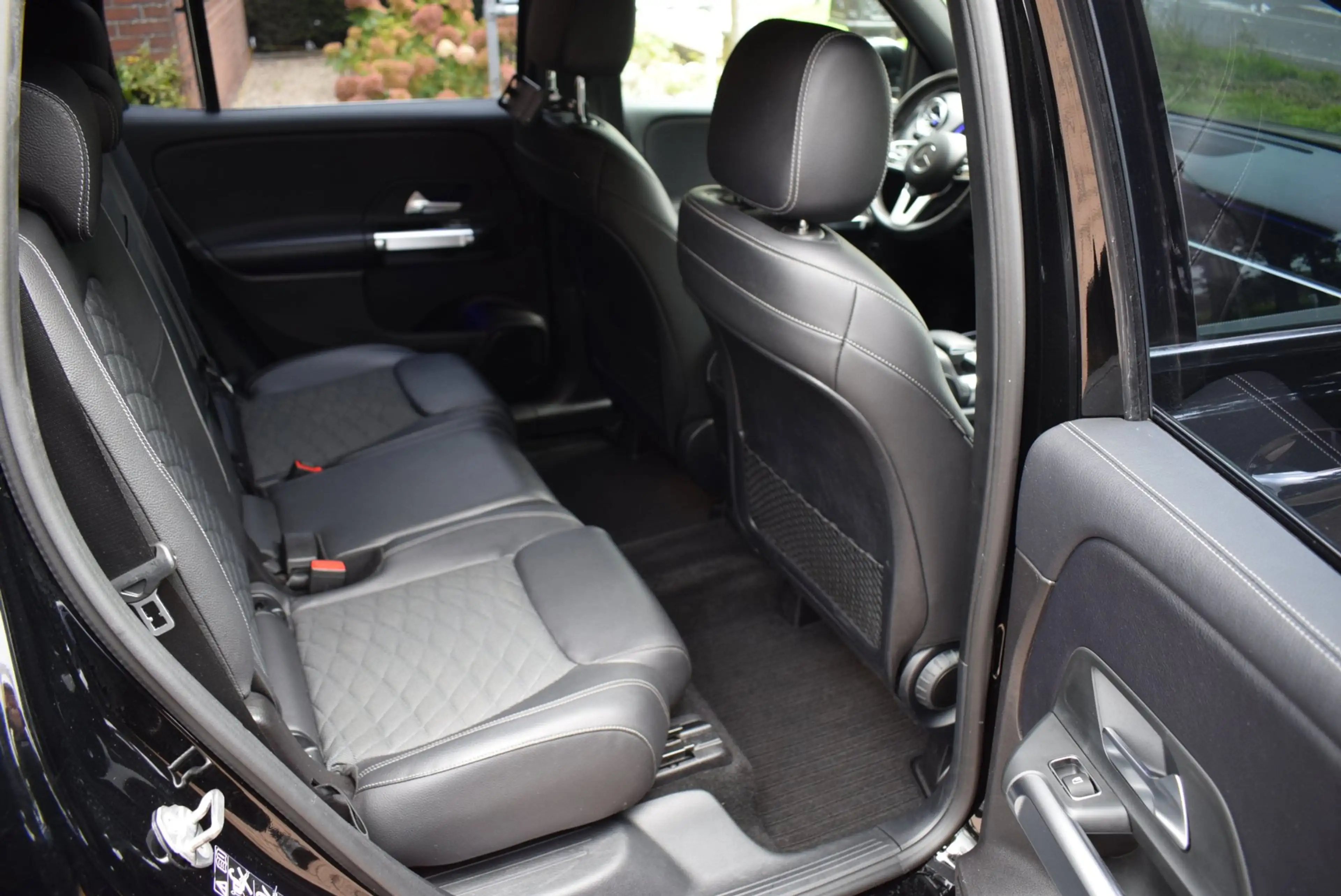 Mercedes-Benz GLB 200 Premium Plus 7p. AUTOM/CRUISE/NAVI/AIRCO-ECC/CARPL — photo 15