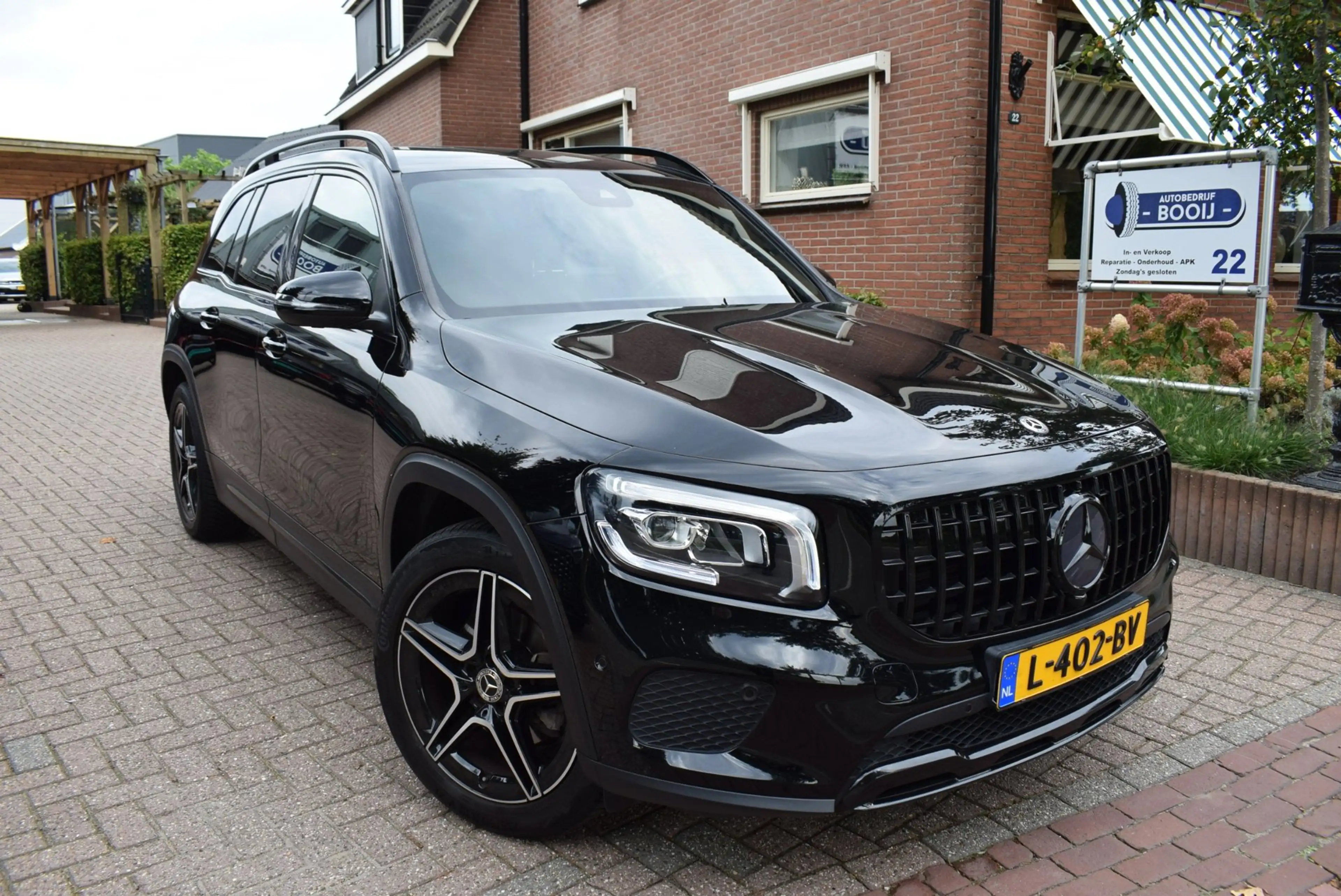 Mercedes-Benz GLB 200 Premium Plus 7p. AUTOM/CRUISE/NAVI/AIRCO-ECC/CARPL — photo 2