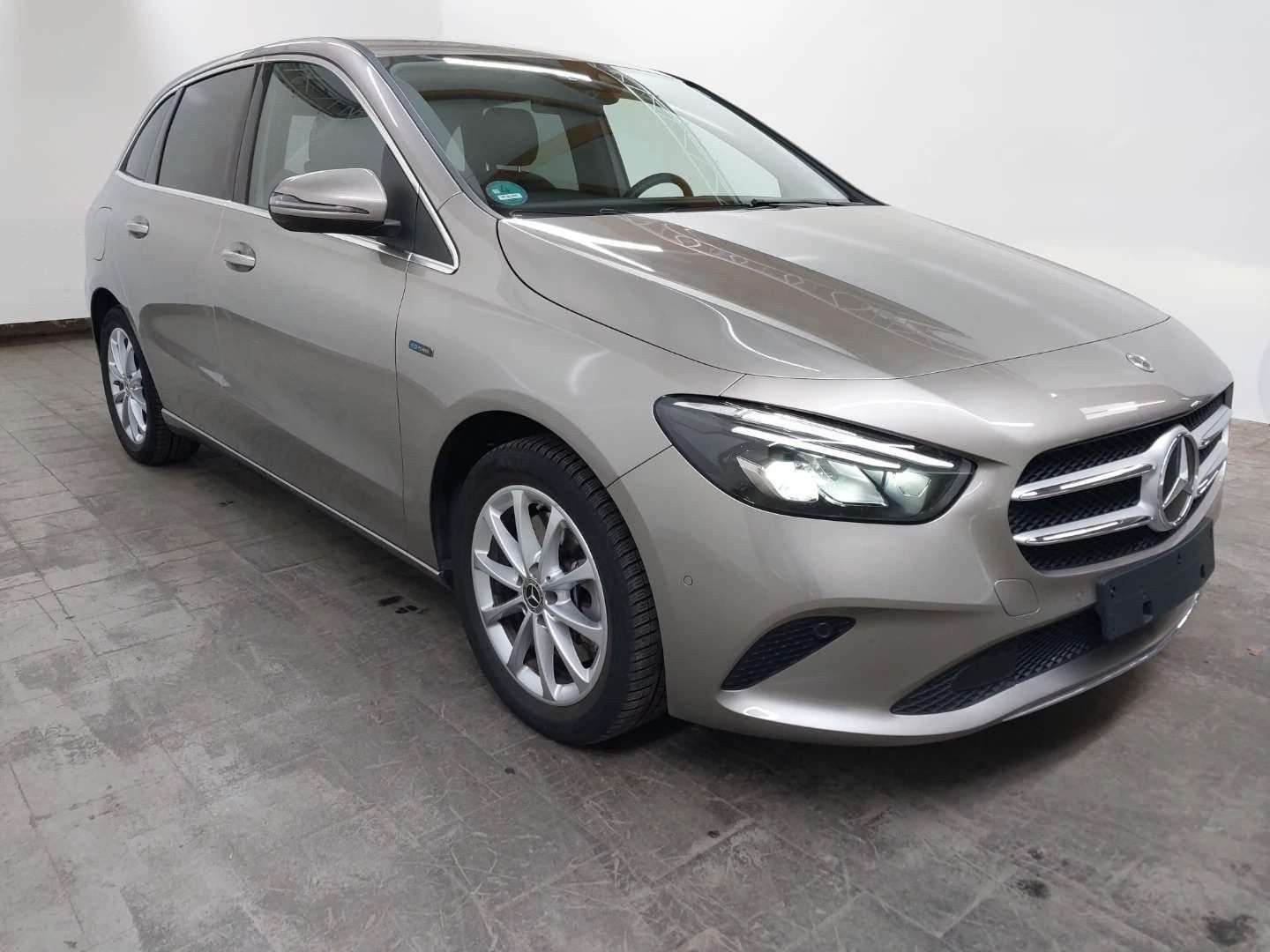 Second hand Mercedes Benz B-Class 