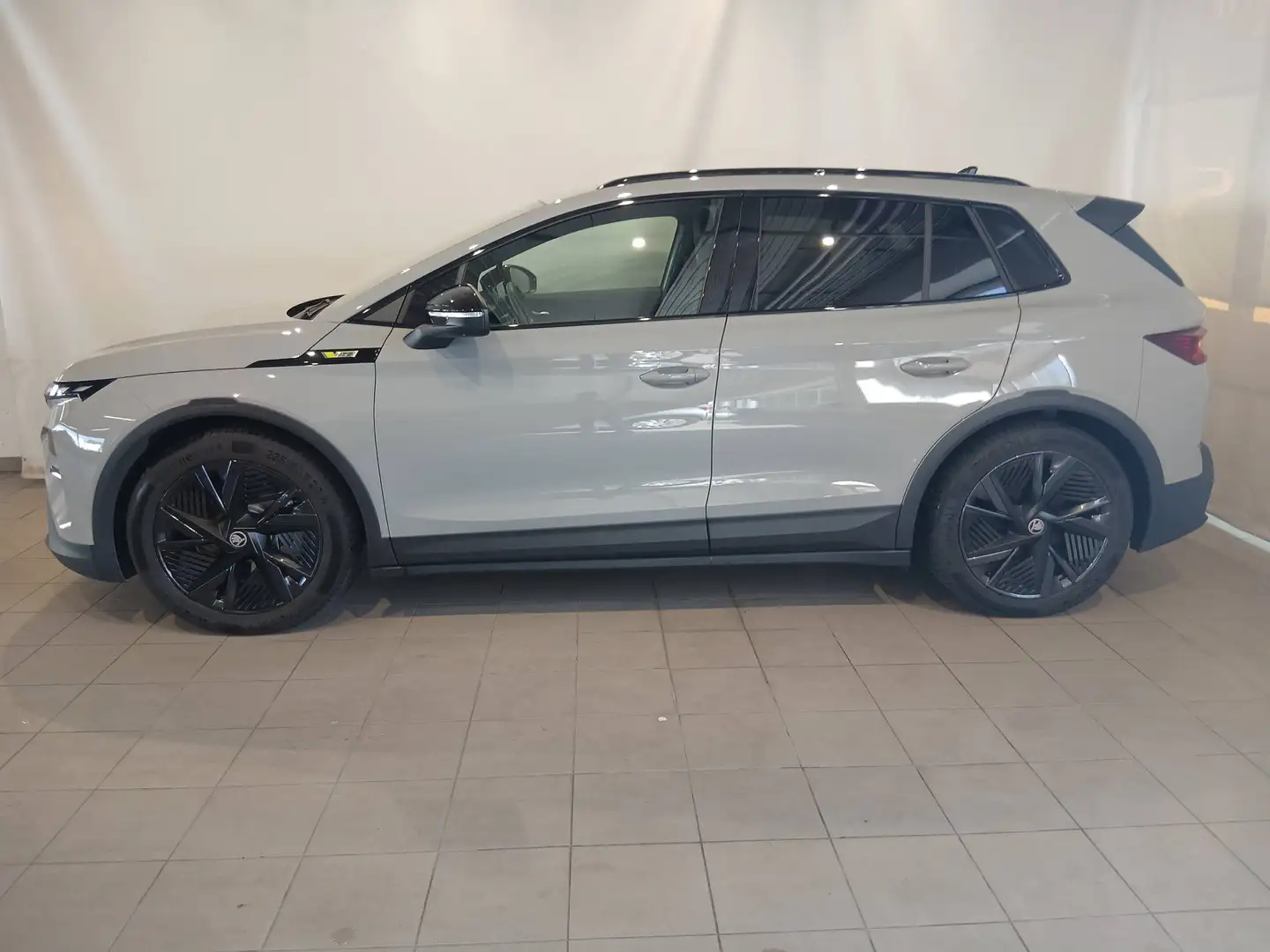 Skoda Elroq RS/Anhängerkupplung Grau - 2