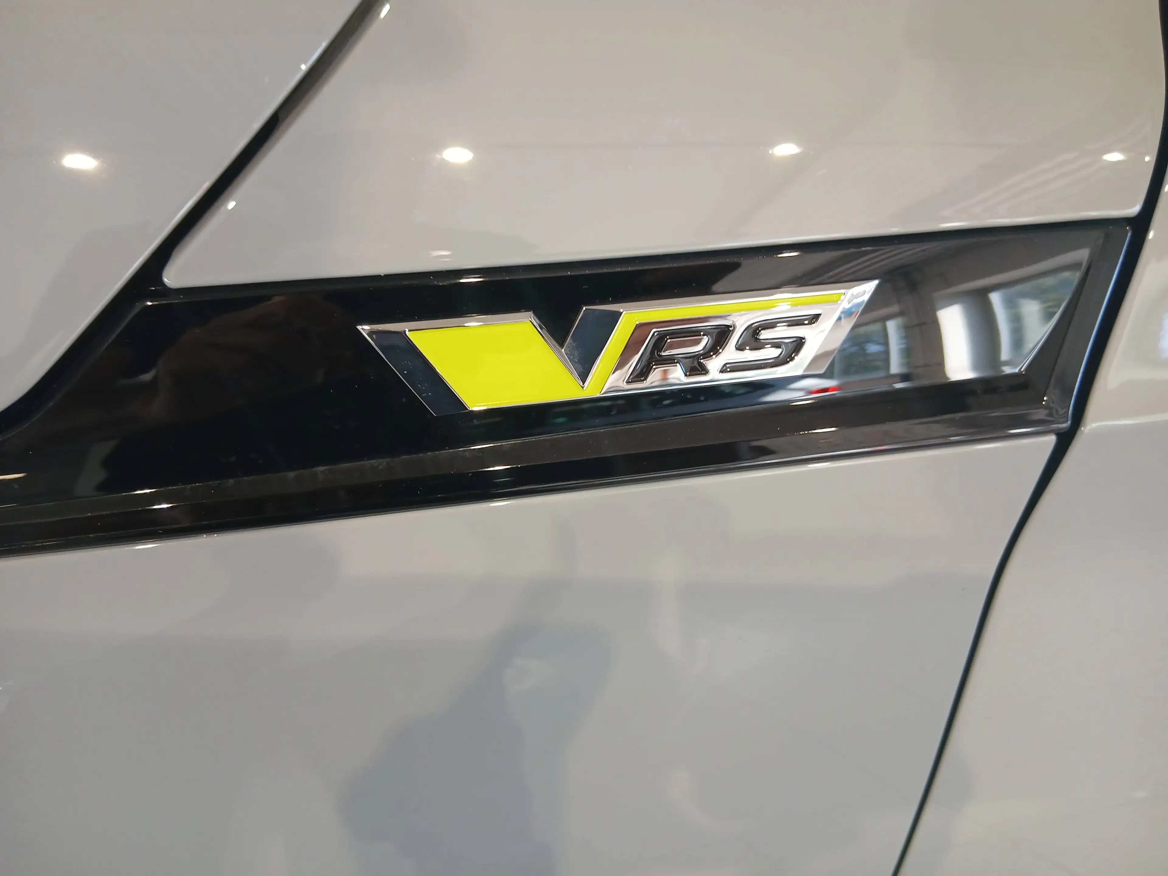 Skoda Elroq RS/Anhängerkupplung — photo 6