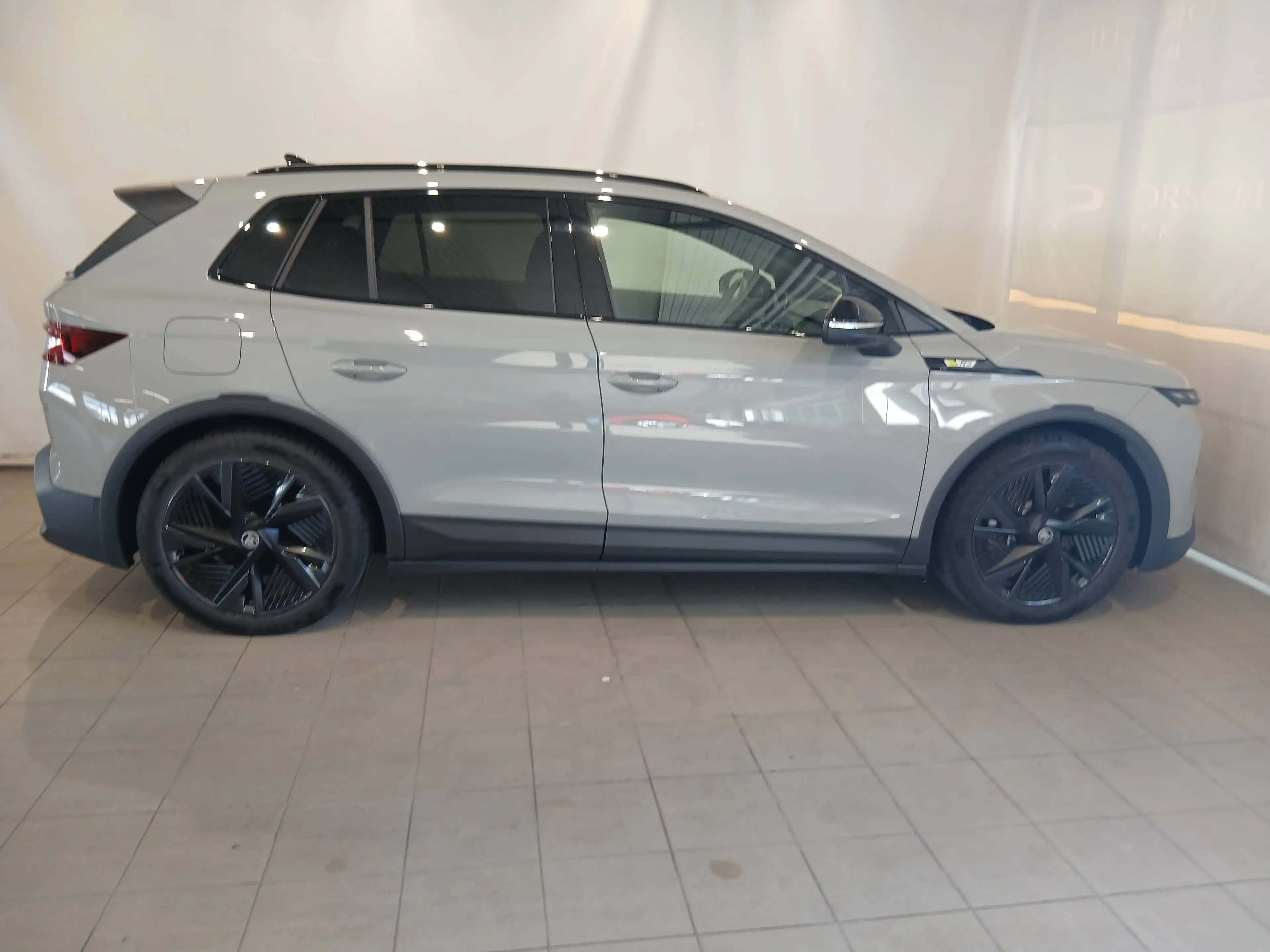 Skoda Elroq RS/Anhängerkupplung — photo 4