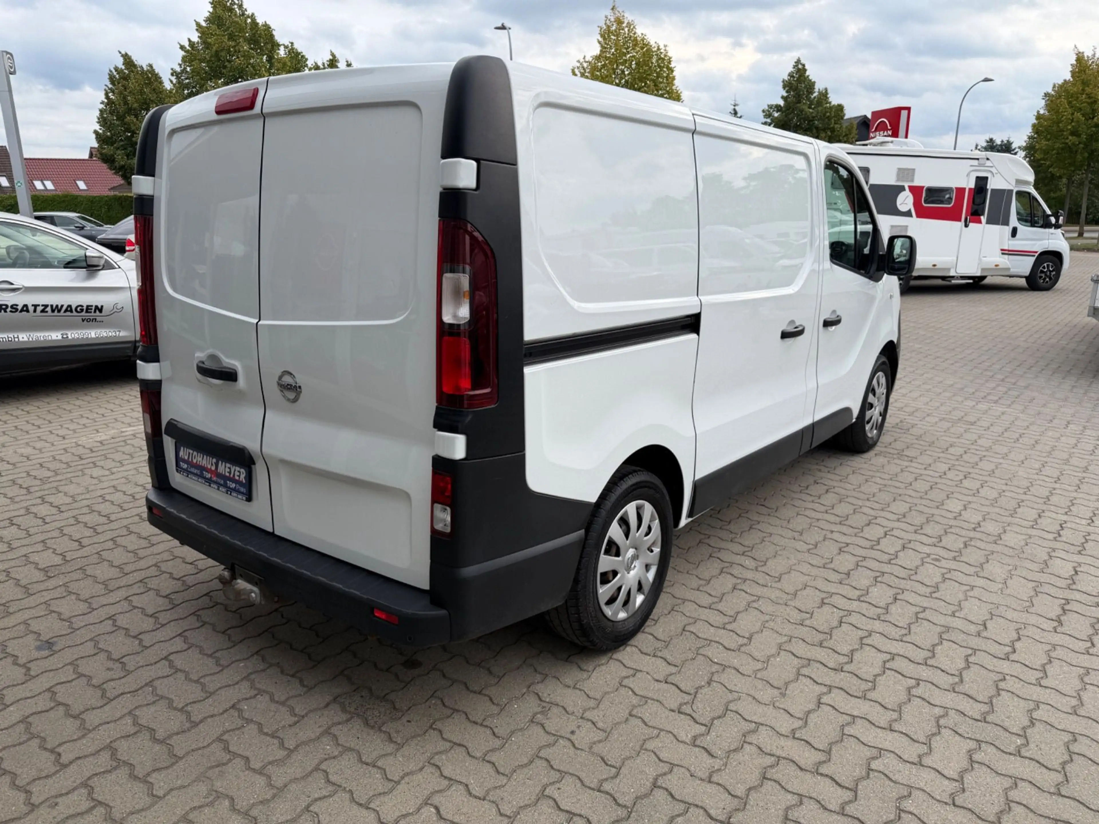 Nissan NV300 NV300 2,7t dCi 145 L1H1 AHK — photo 8