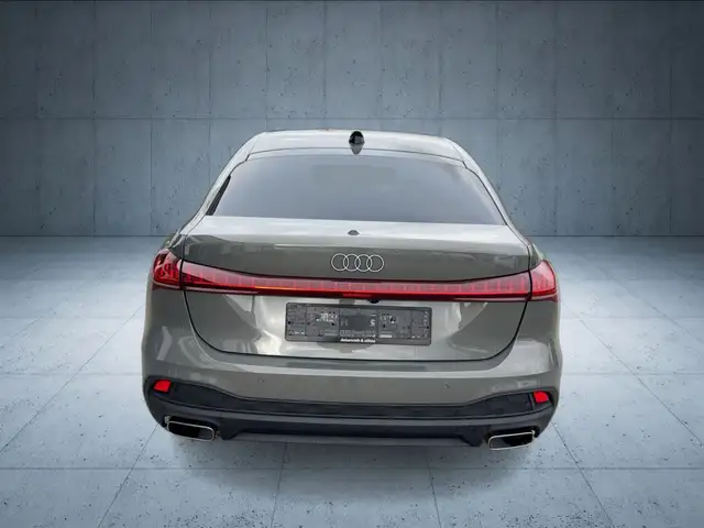 Audi A5 view 5