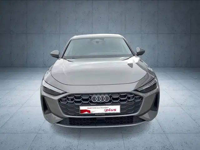 Audi A5 view 9