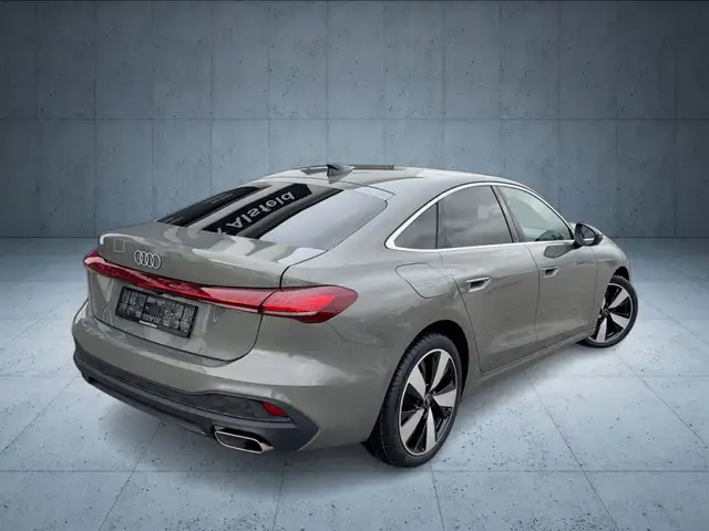Audi A5 view 6