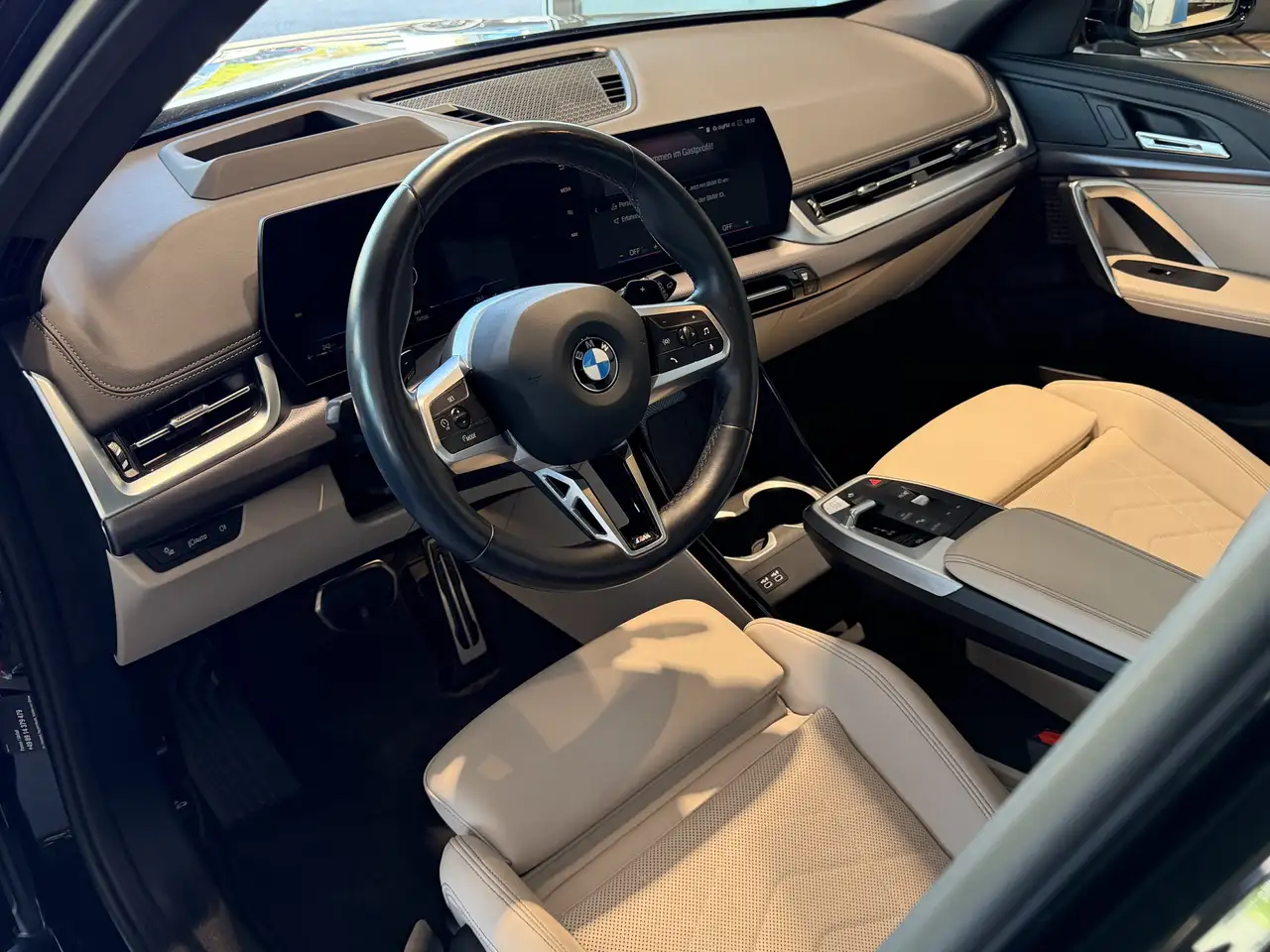 BMW X1 sDrive20i (ab 2022) M Sportpaket Head-Up DAB 5