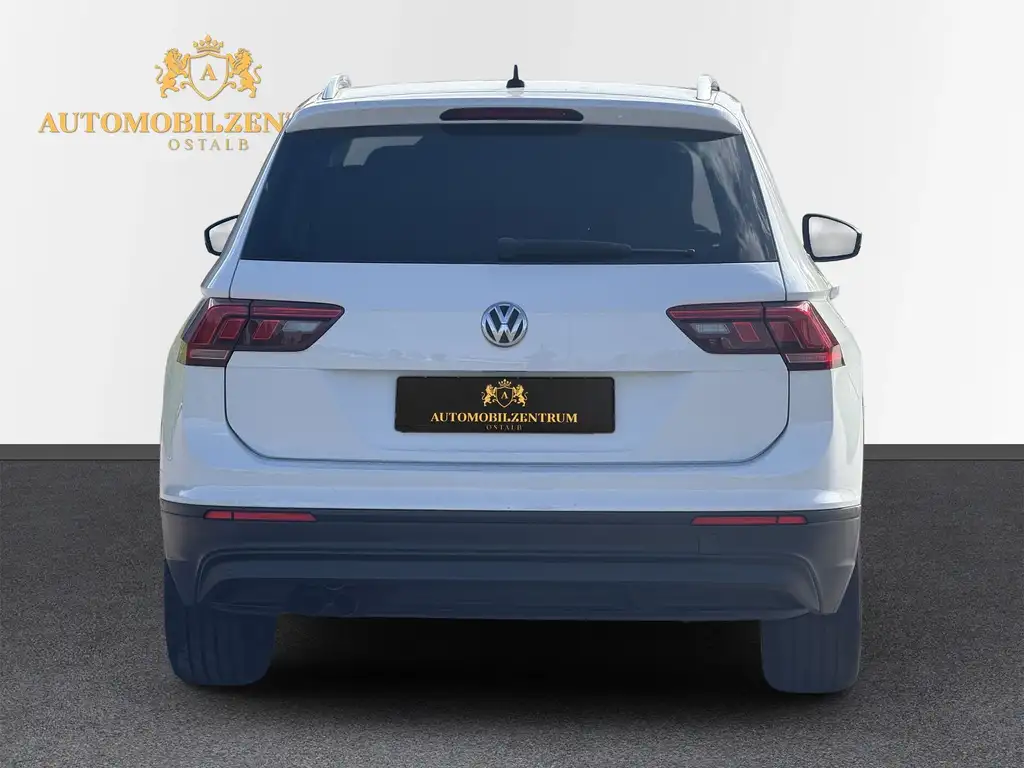 Volkswagen Tiguan Sound | LED | AHK | Dynaudio | Spurass Bild 5