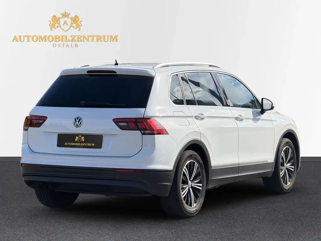 Volkswagen Tiguan Sound | LED | AHK | Dynaudio | Spurass Bild 4