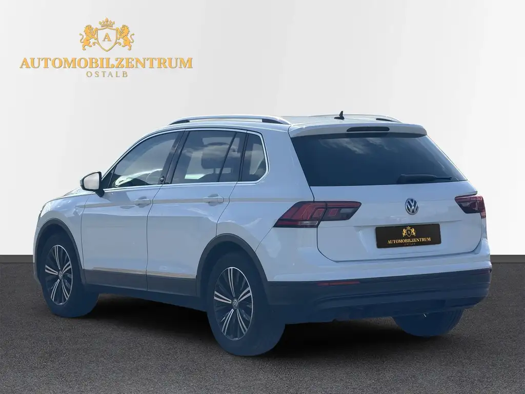 Volkswagen Tiguan Sound | LED | AHK | Dynaudio | Spurass Bild 6