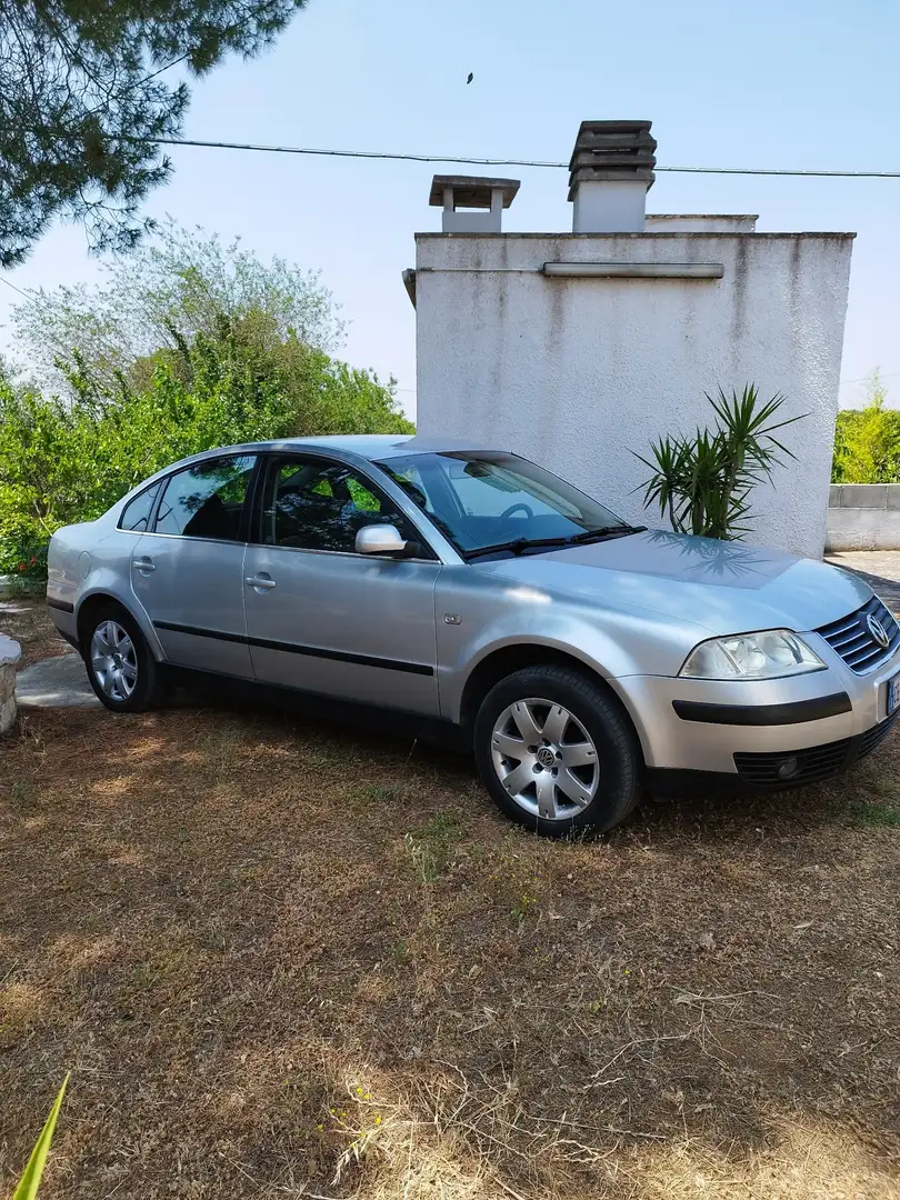 Volkswagen Passat 1.9 tdi - 2