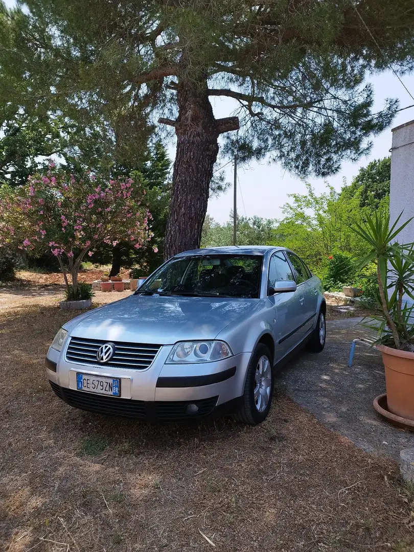 Volkswagen Passat 1.9 tdi - 1