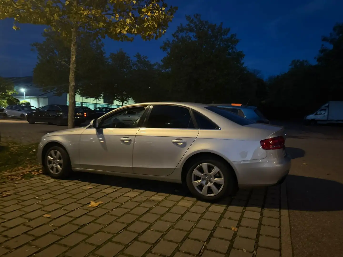 Audi A4 1.8 TFSI Attraction - 2