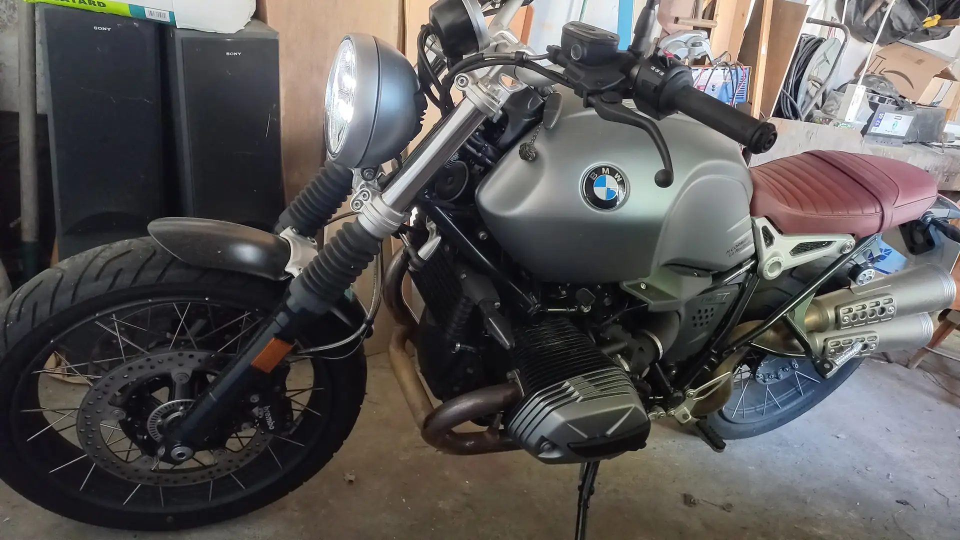 BMW R nineT Argent - 2