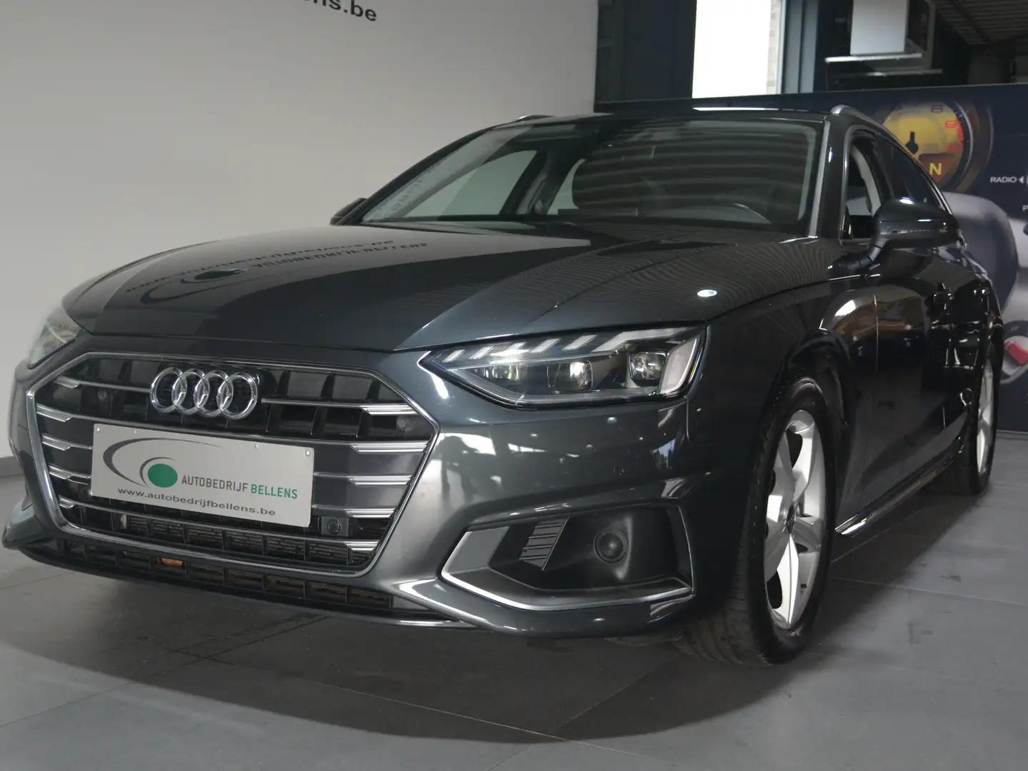 Audi A4 A4 Avant 35 TDI S tronic advanced Grijs - 2