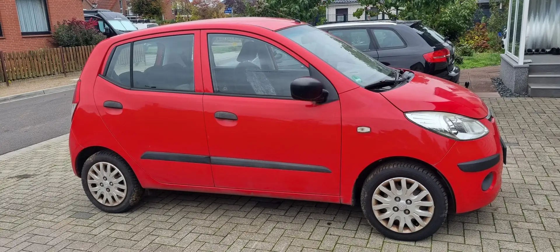Hyundai i10 FIFA WM Edition Rot - 2