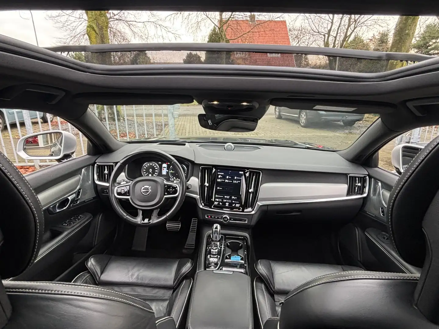 Volvo V90 T8 AWD R-Design B&W HeadUp 360 DAB Family Gris - 2