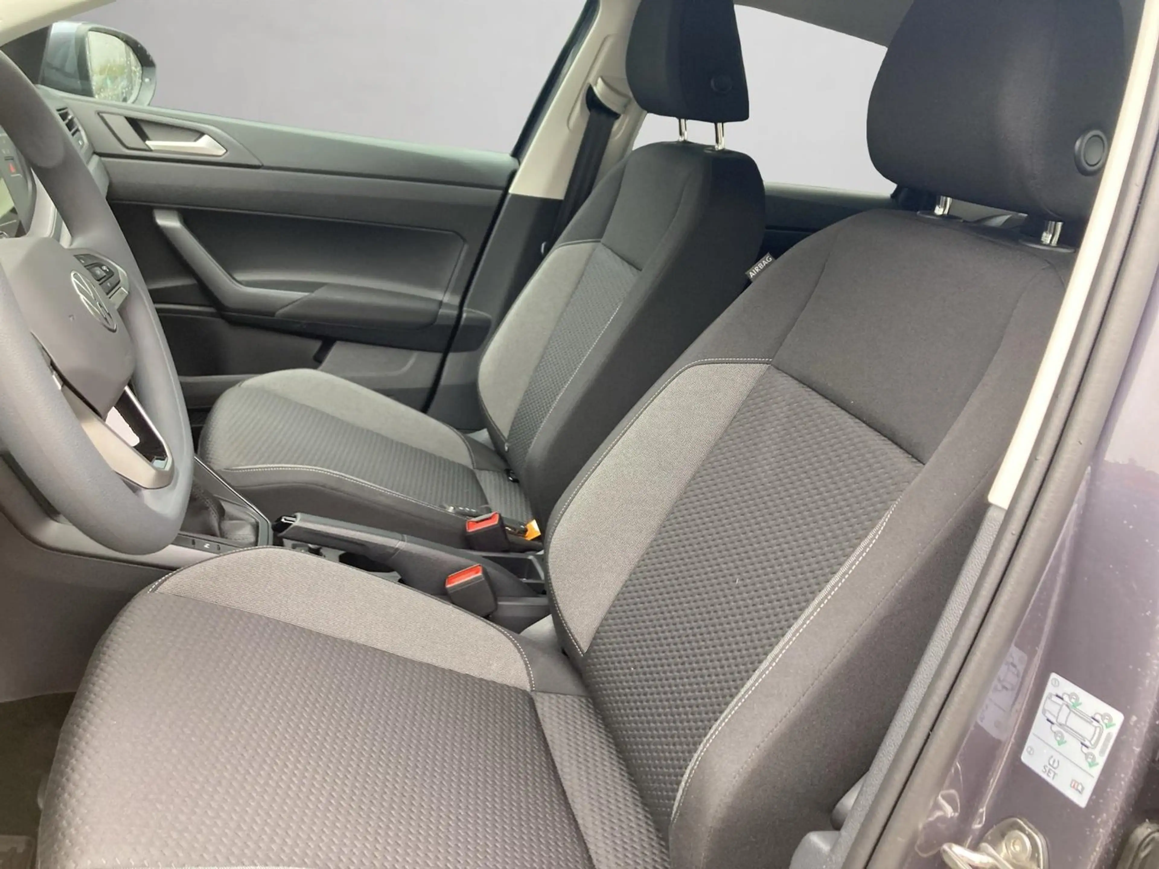 Volkswagen Taigo 4Me TSI — photo 7