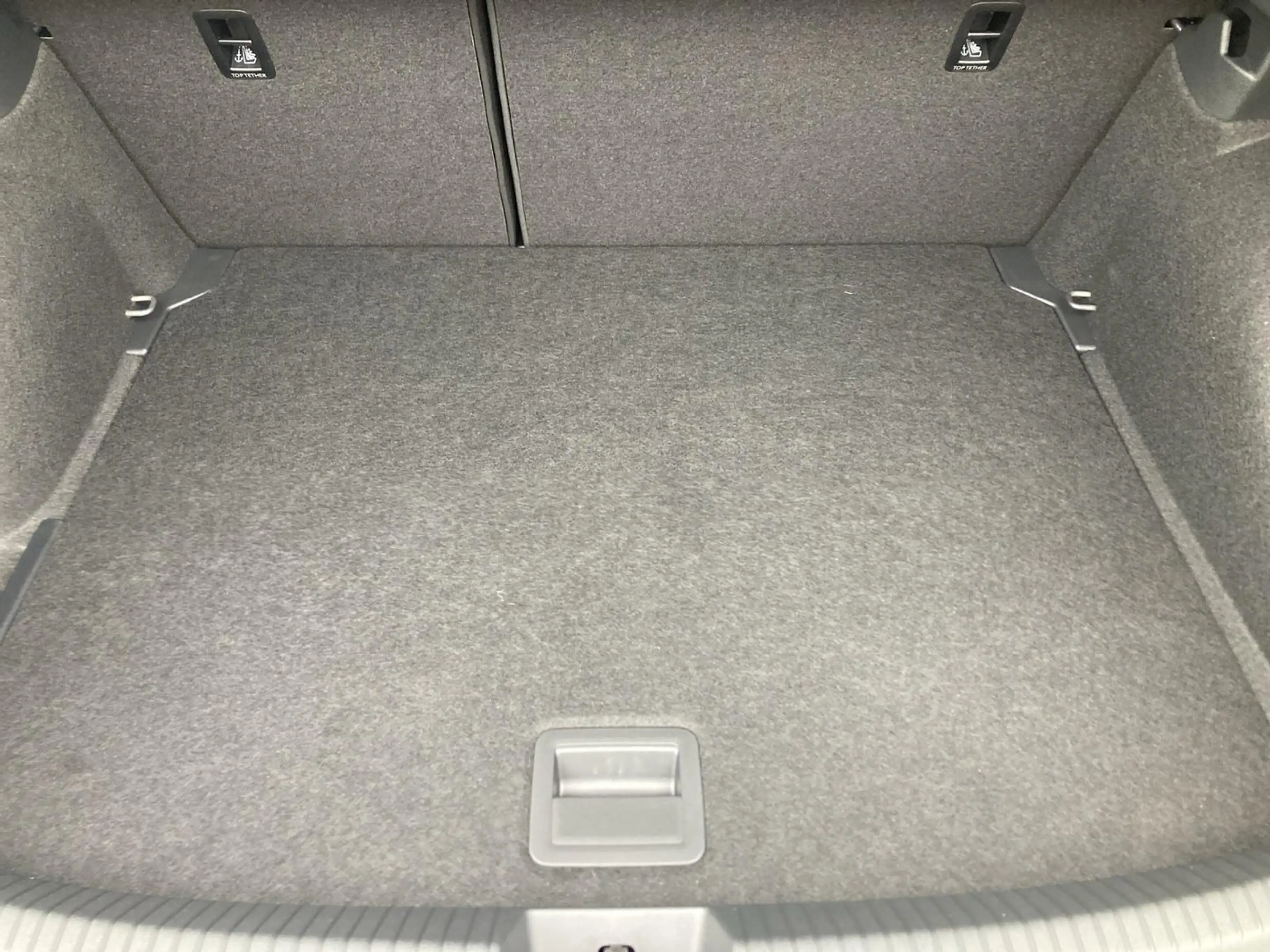 Volkswagen Taigo 4Me TSI — photo 15