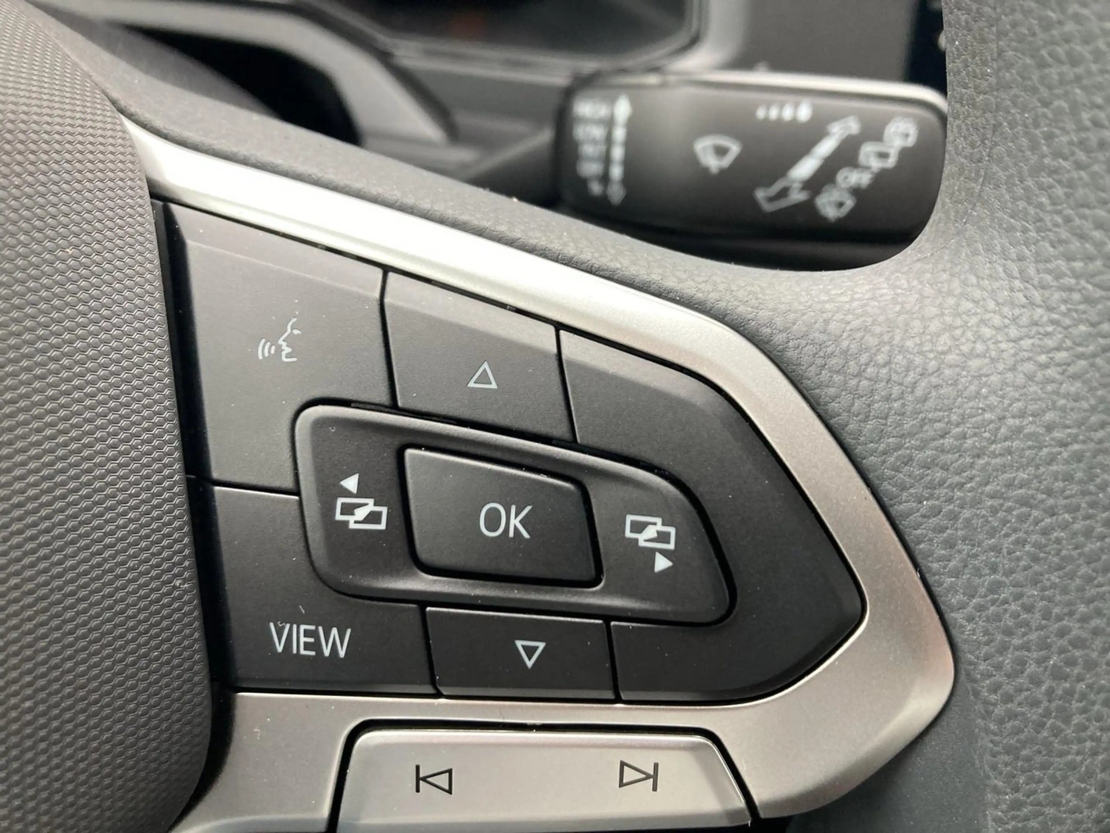 Volkswagen Taigo 4Me TSI — photo 10