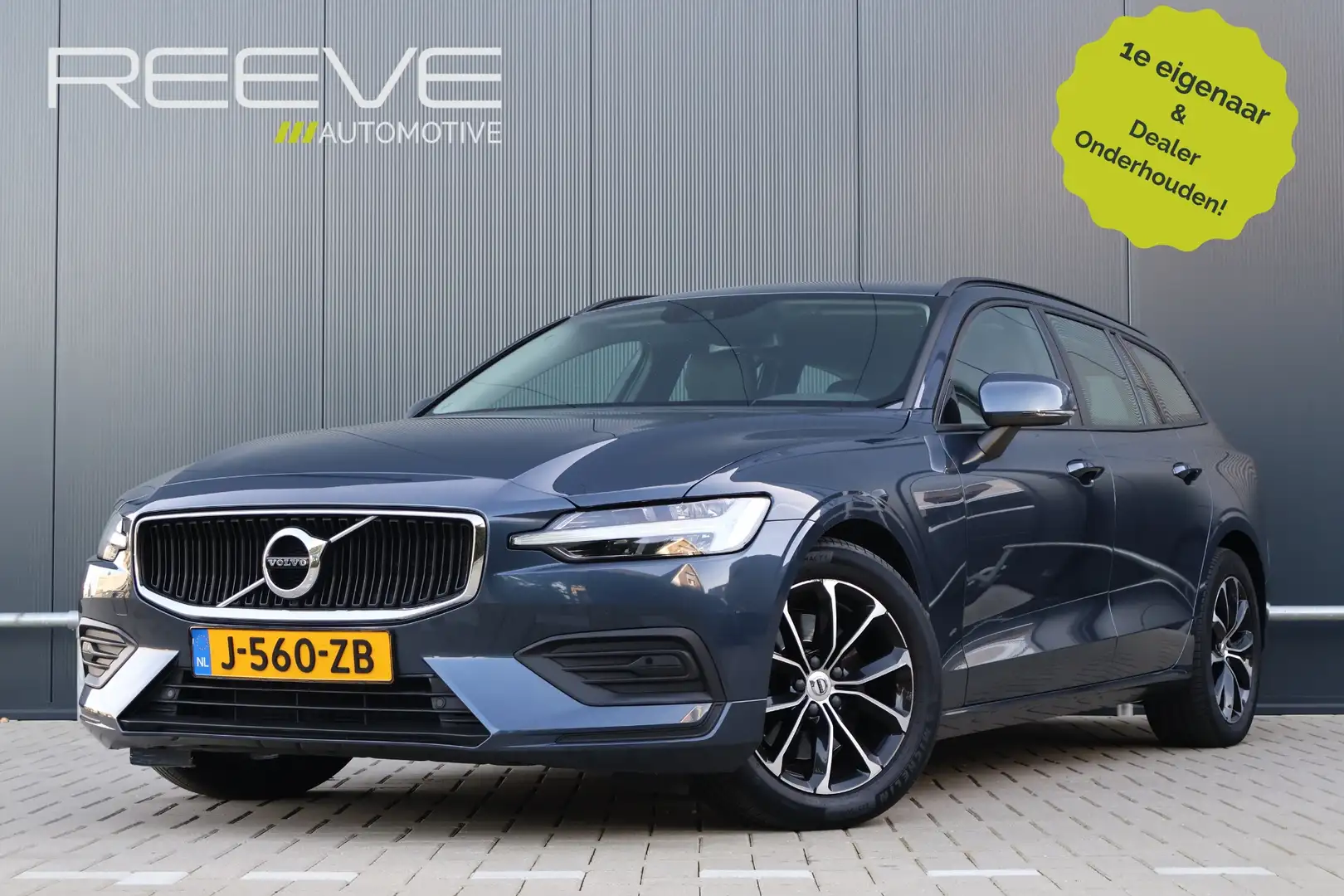 Volvo V60 2.0 B3 Momentum Advantage | Automaat | Leer | Stoe Blauw - 1